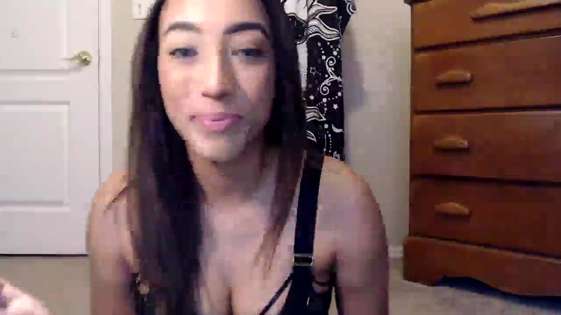 Gallery image thumbnail from GeorgieFox's myfreecams stream on, 08/06/2023, 22:20 image 2 of 20