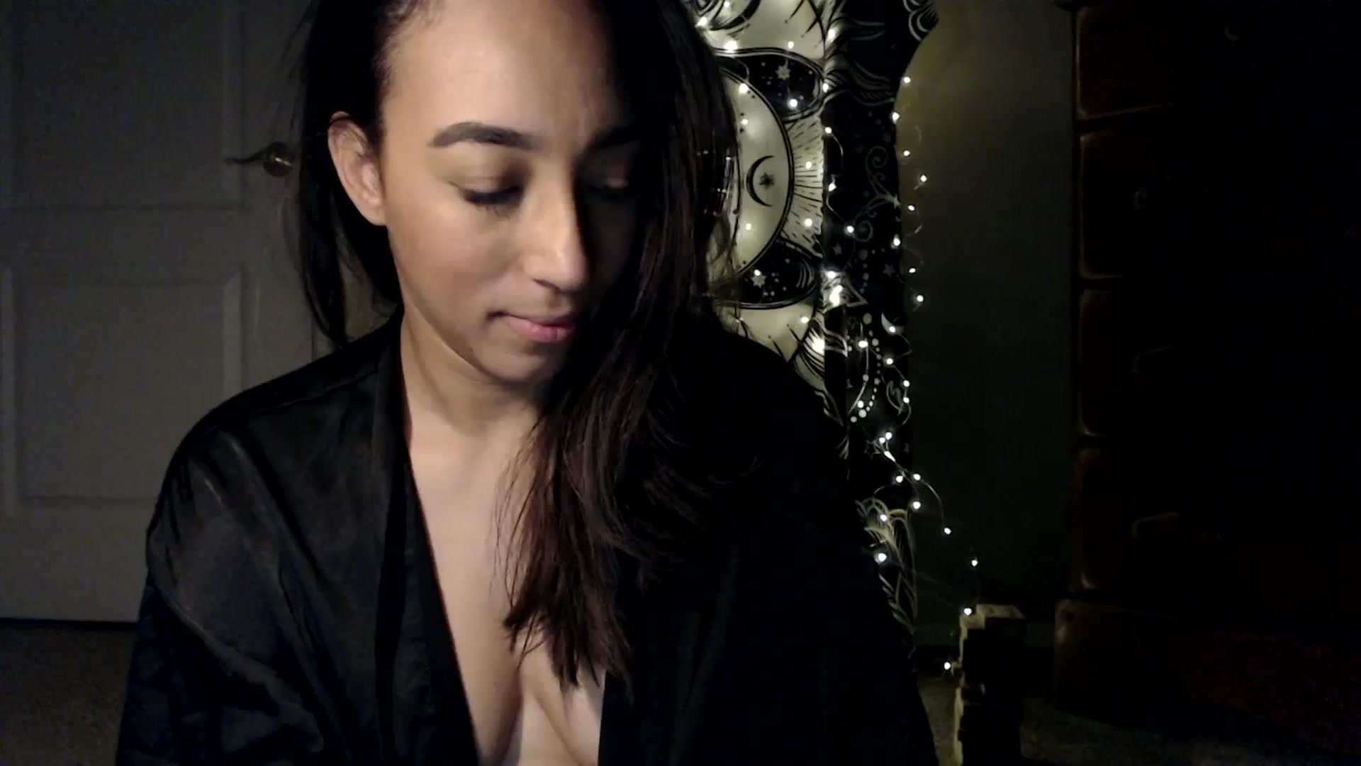 Gallery image thumbnail from GeorgieFox's myfreecams stream on, 08/29/2023, 05:56 image 14 of 20