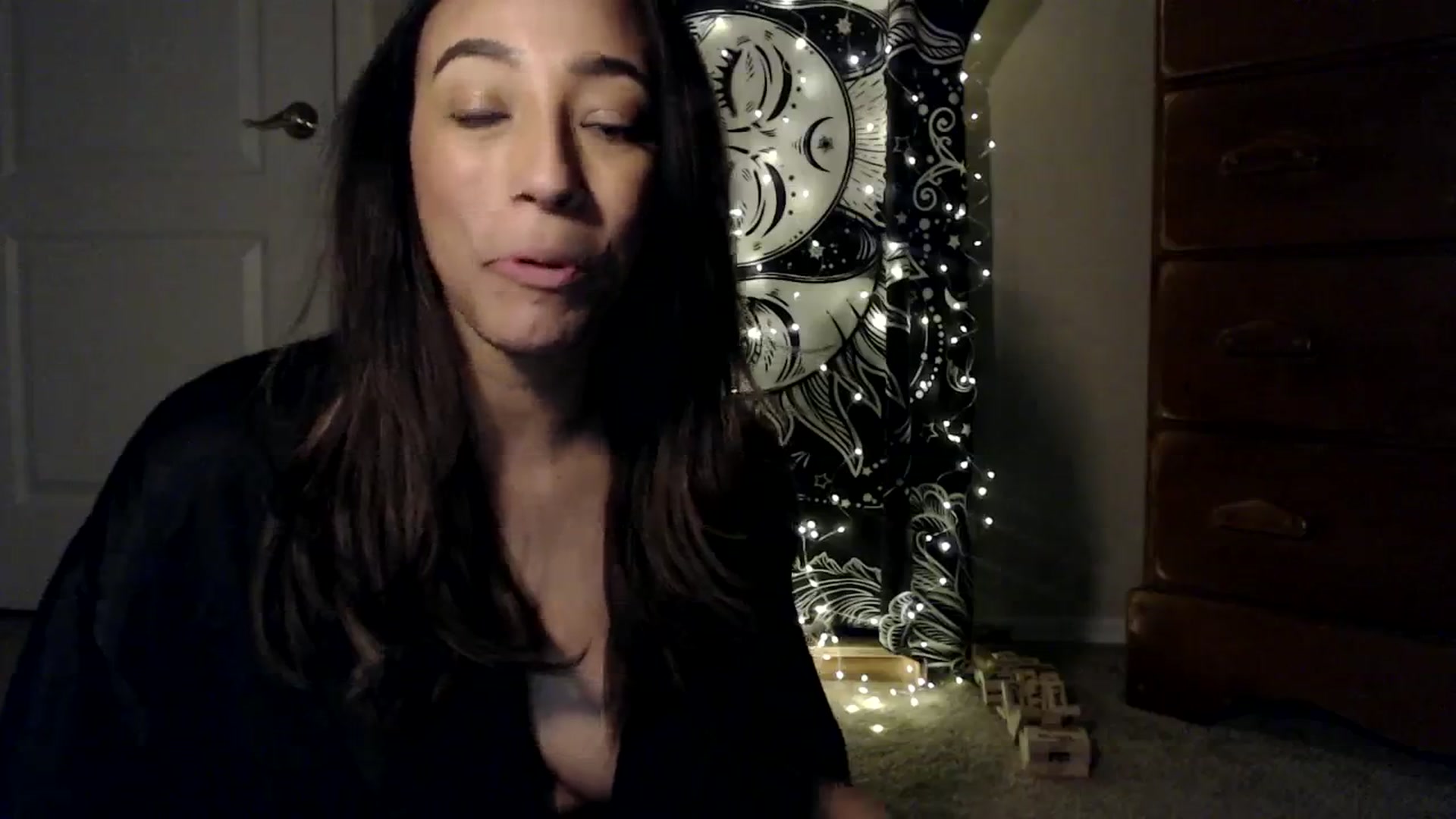 Gallery image thumbnail from GeorgieFox's myfreecams stream on, 08/29/2023, 05:56 image 18 of 20