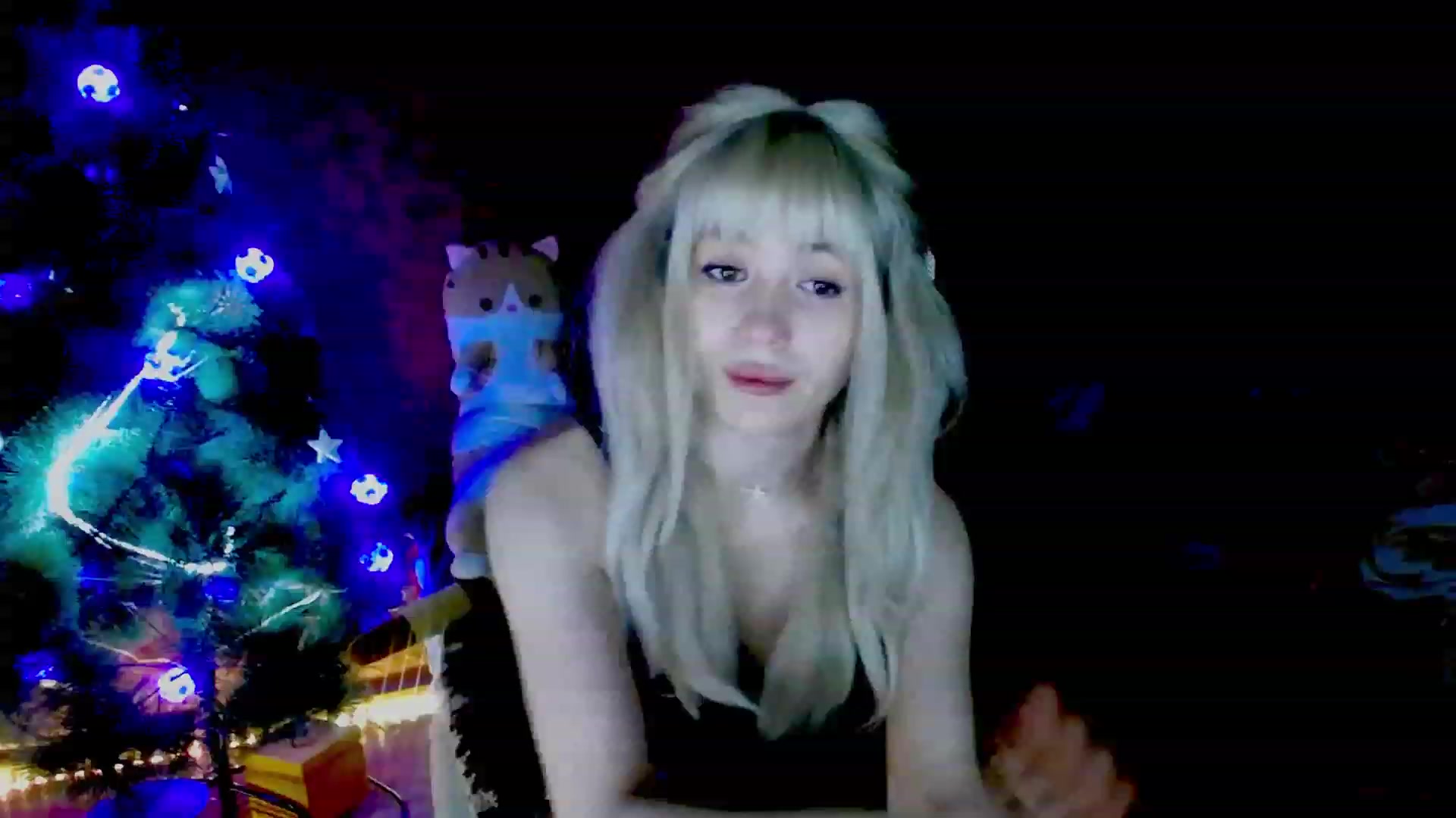 Gallery image thumbnail from GetRightMe's myfreecams stream on, 12/15/2022, 21:00 image 12 of 20