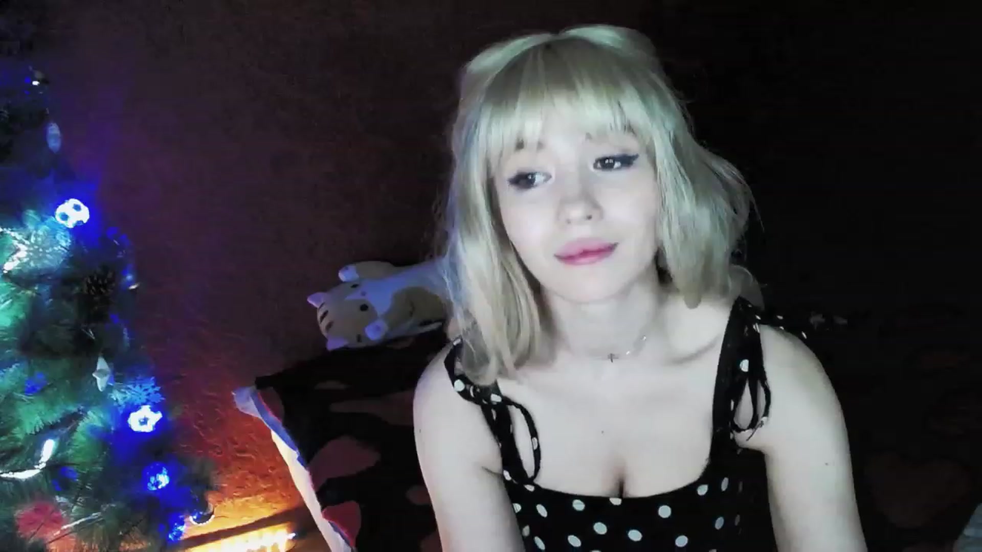 Gallery image thumbnail from GetRightMe's myfreecams stream on, 12/20/2022, 19:22 image 19 of 20