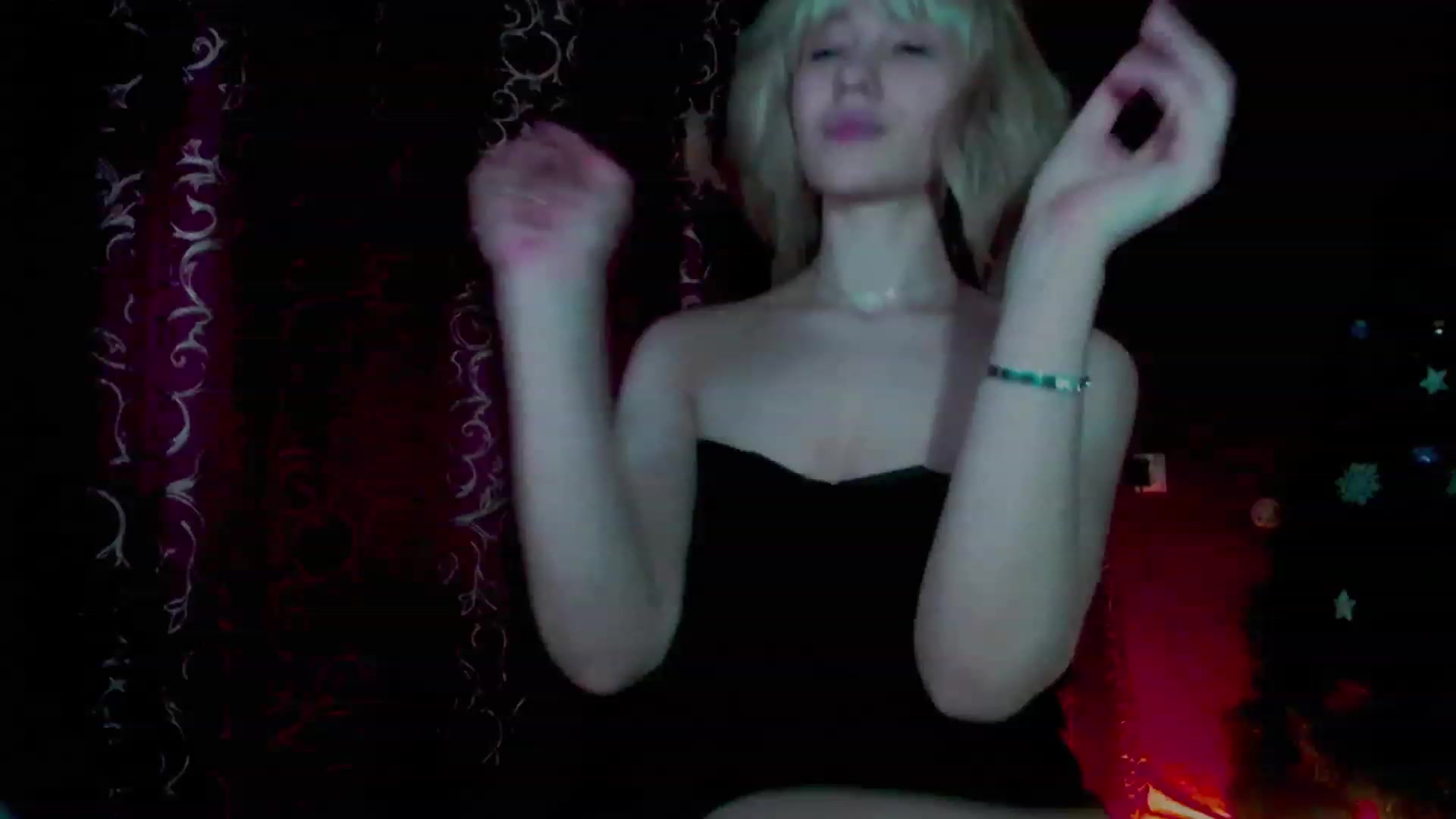 Gallery image thumbnail from GetRightMe's myfreecams stream on, 12/29/2022, 14:17 image 18 of 20