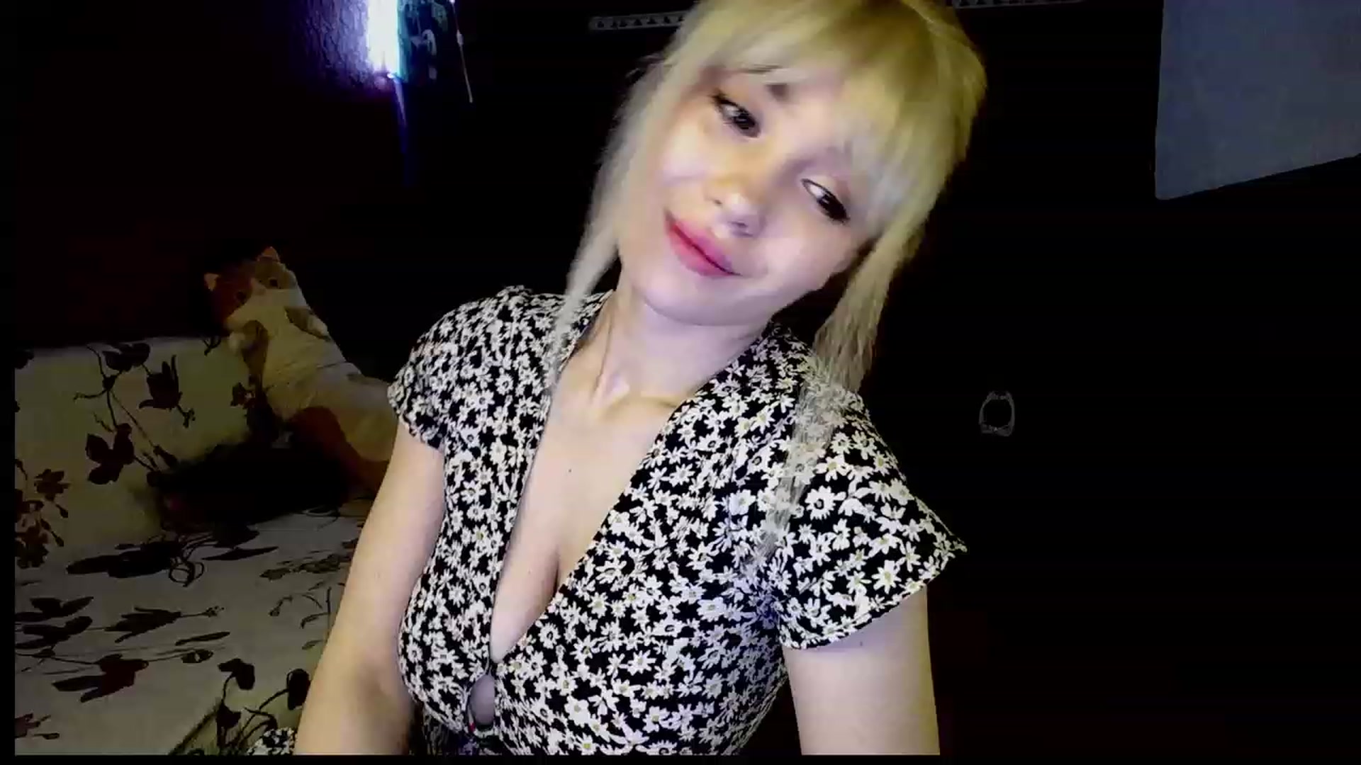 Gallery image thumbnail from GetRightMe's myfreecams stream on, 04/12/2023, 14:20 image 15 of 20