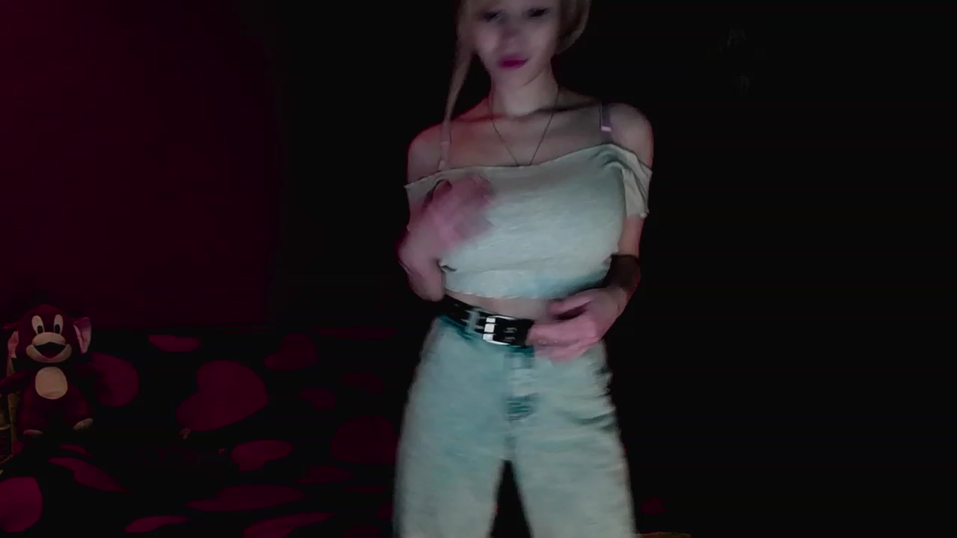 Gallery image thumbnail from GetRightMe's myfreecams stream on, 04/16/2023, 17:16 image 5 of 20