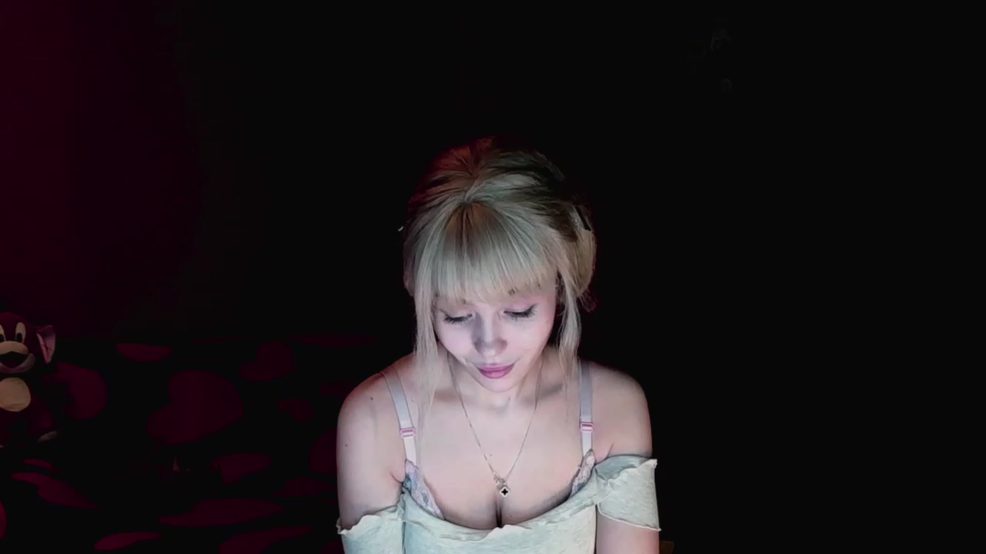 Gallery image thumbnail from GetRightMe's myfreecams stream on, 04/16/2023, 17:16 image 11 of 20