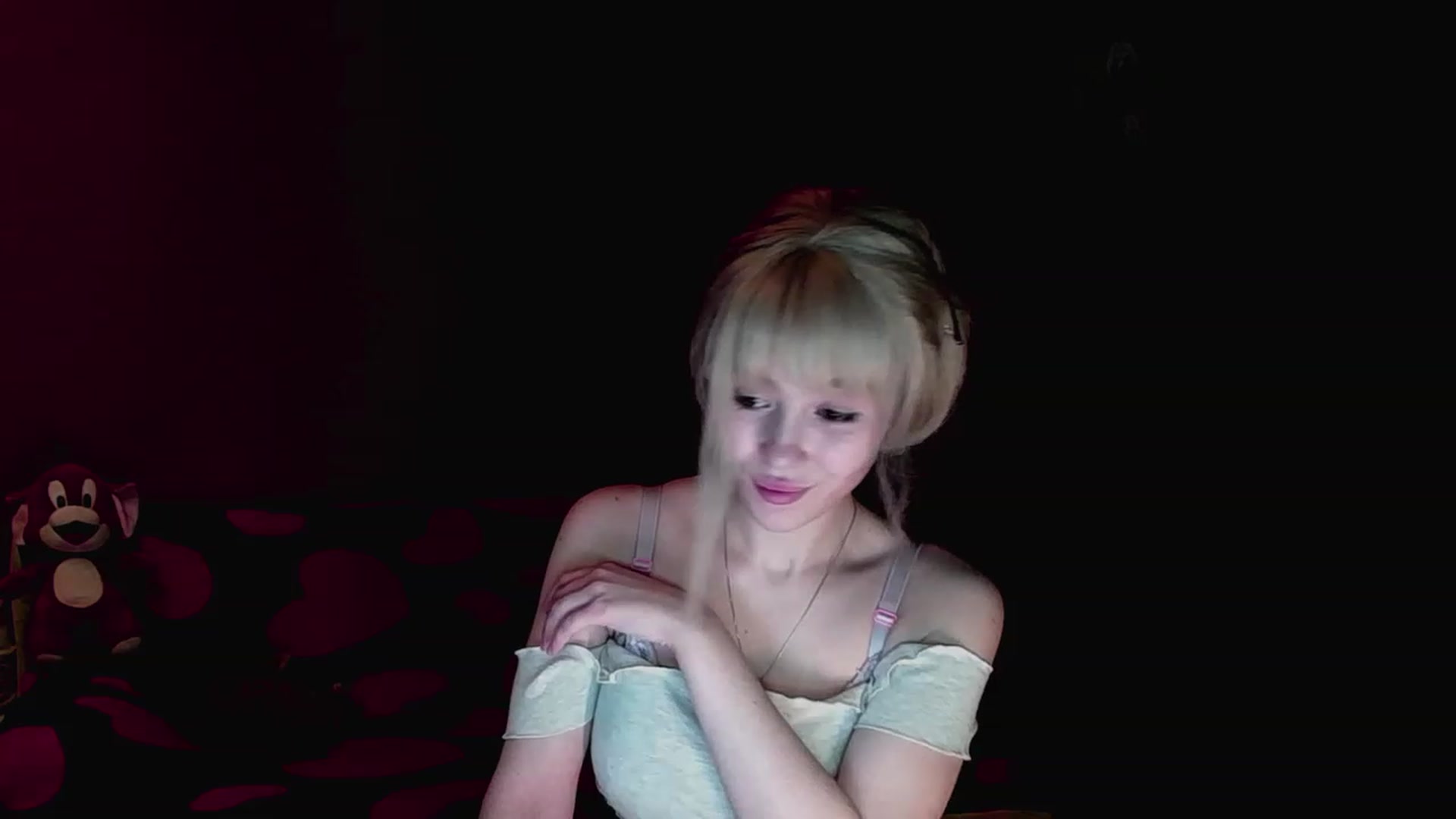 Gallery image thumbnail from GetRightMe's myfreecams stream on, 04/16/2023, 17:16 image 6 of 20
