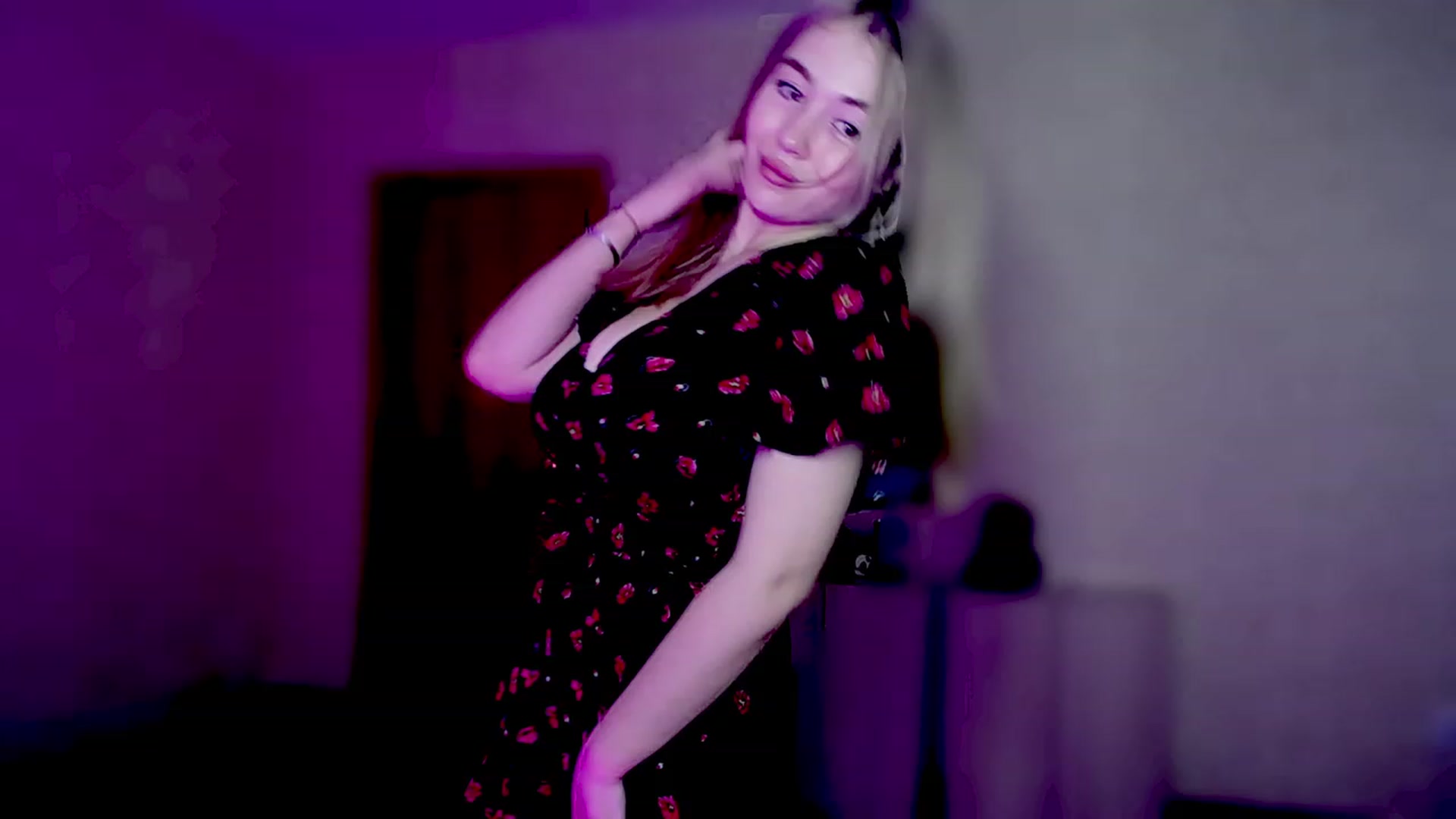 Gallery image thumbnail from GetRightMe's myfreecams stream on, 09/25/2023, 16:53 image 17 of 20