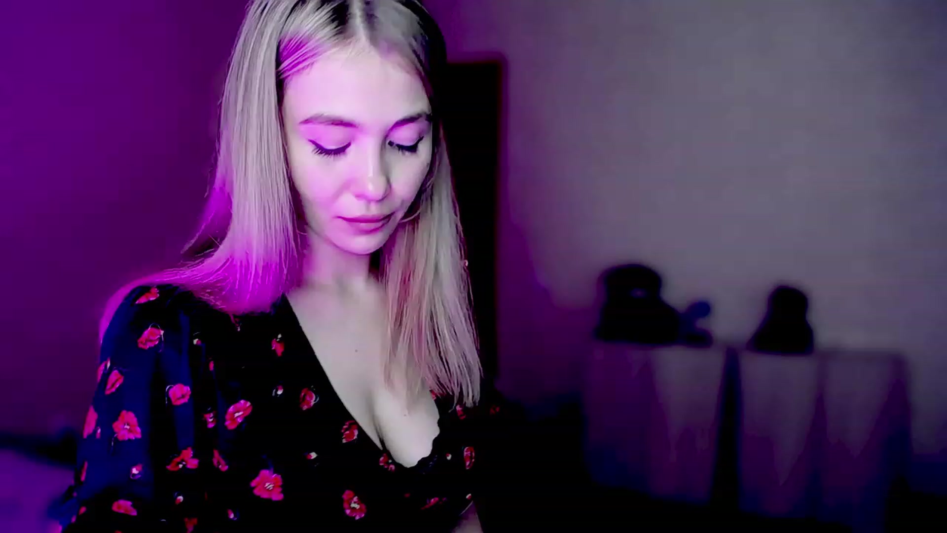 Gallery image thumbnail from GetRightMe's myfreecams stream on, 09/25/2023, 16:53 image 1 of 20