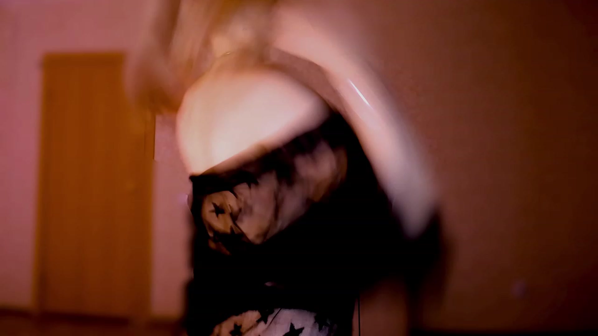 Gallery image thumbnail from GetRightMe's myfreecams stream on, 10/02/2023, 16:09 image 18 of 20