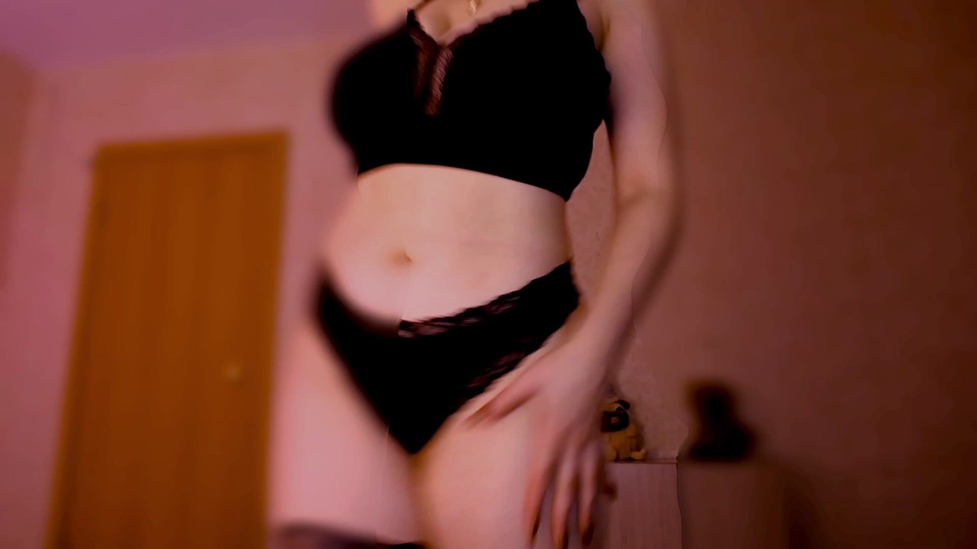 Gallery image thumbnail from GetRightMe's myfreecams stream on, 10/02/2023, 16:09 image 12 of 20