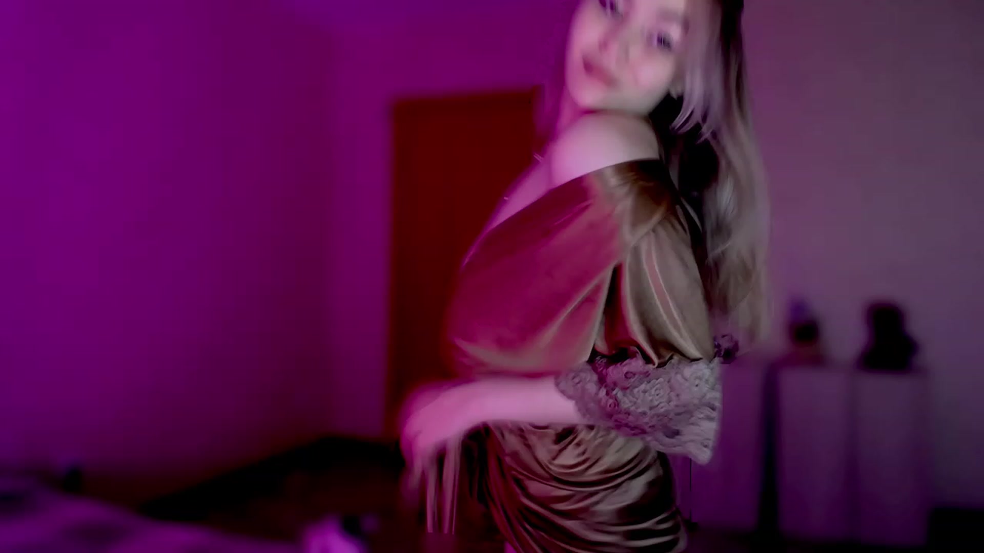 Gallery image thumbnail from GetRightMe's myfreecams stream on, 10/02/2023, 20:24 image 12 of 20