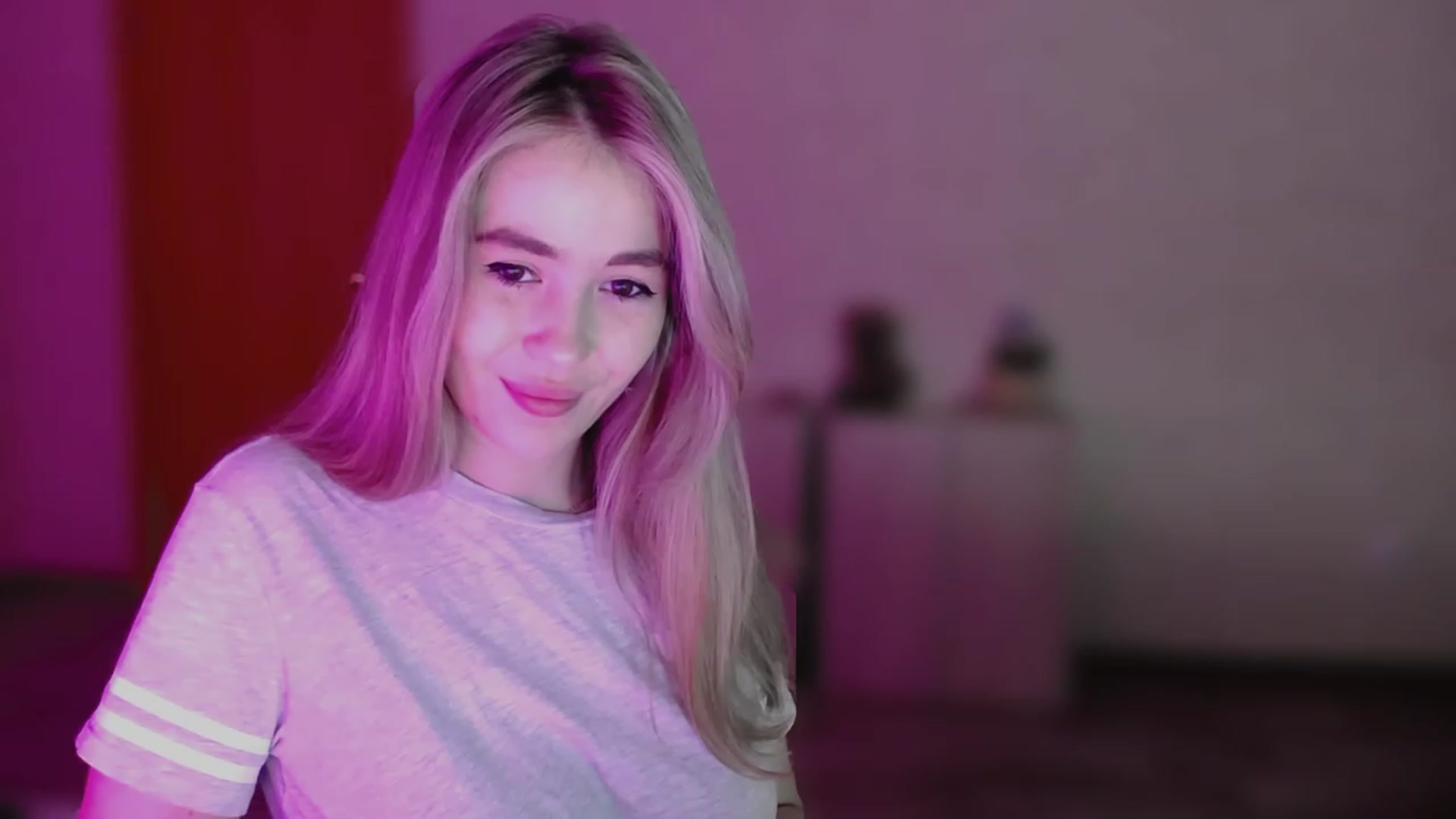 Gallery image thumbnail from GetRightMe's myfreecams stream on, 10/08/2023, 15:41 image 5 of 20