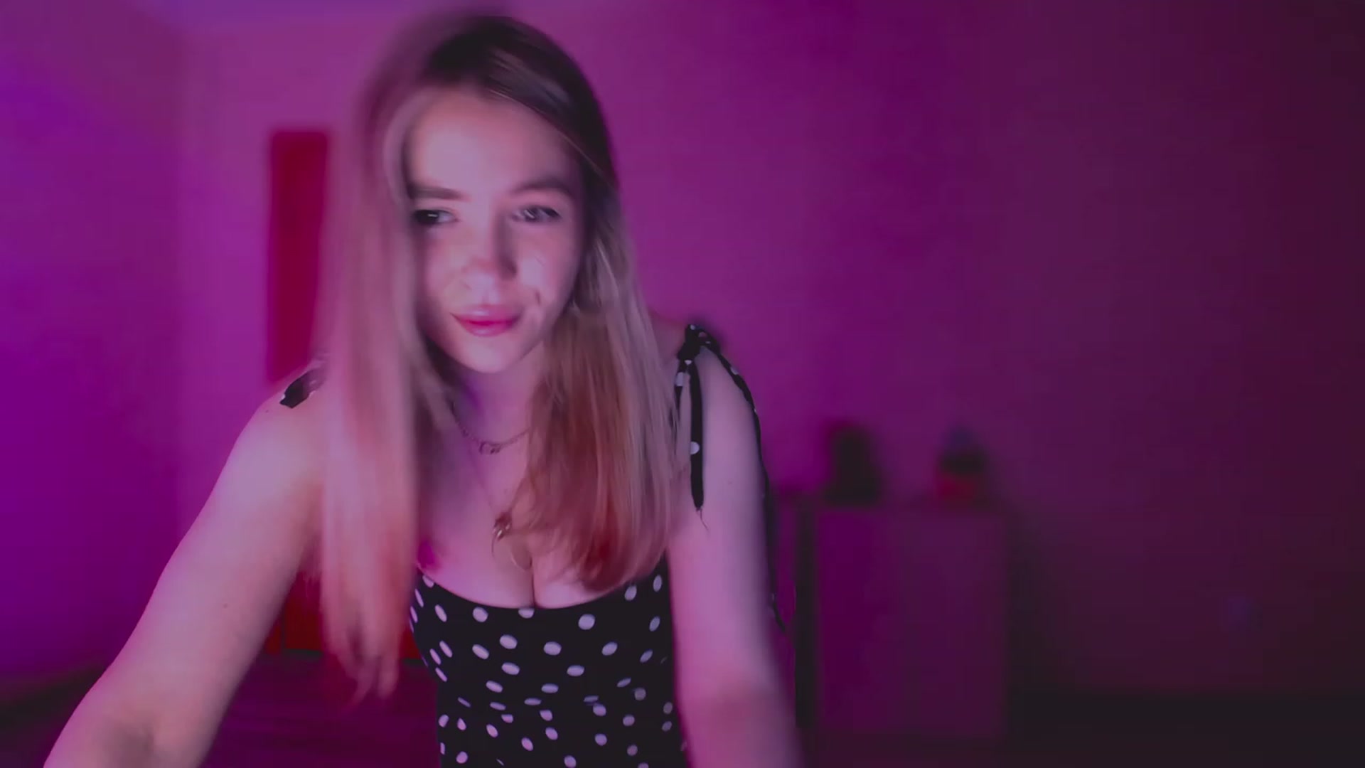 Gallery image thumbnail from GetRightMe's myfreecams stream on, 10/08/2023, 20:20 image 17 of 20