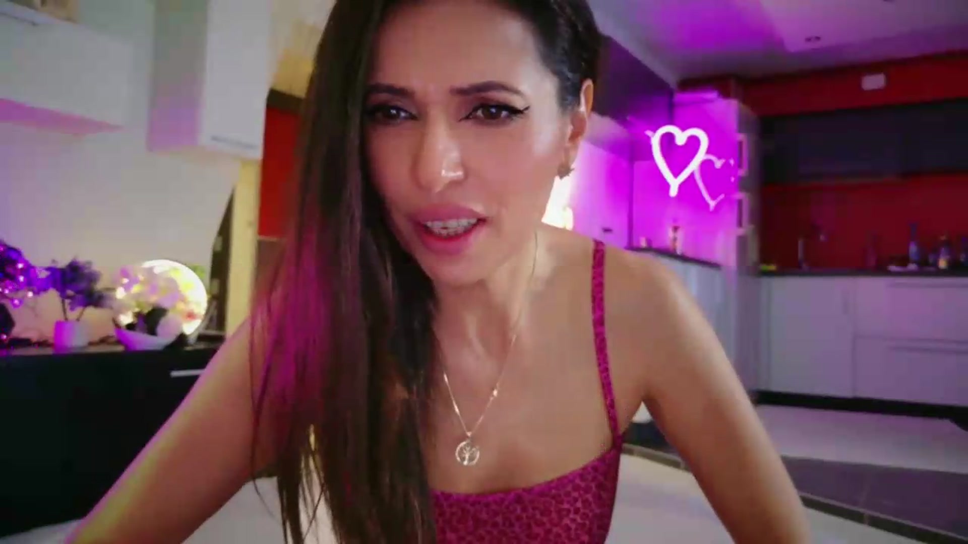 Gallery image thumbnail from GettnFd2nite's myfreecams stream on, 06/05/2026, 22:56 image 19 of 20