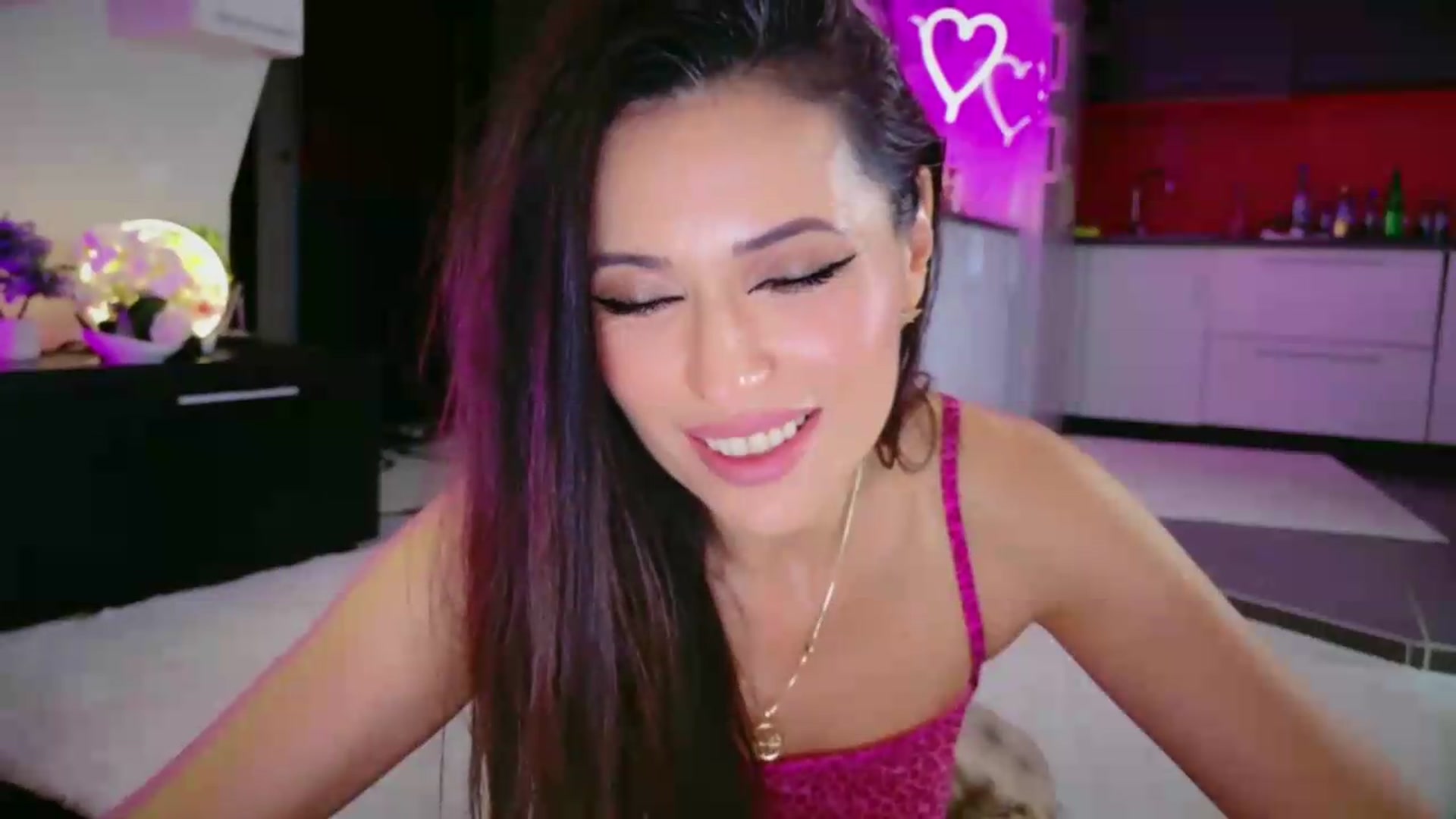 Gallery image thumbnail from GettnFd2nite's myfreecams stream on, 06/05/2026, 22:56 image 8 of 20