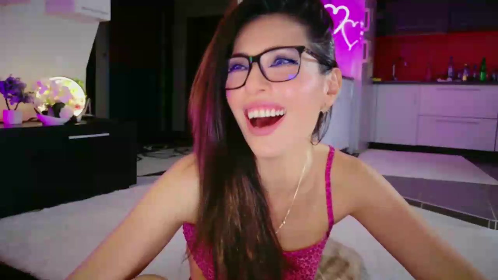 Gallery image thumbnail from GettnFd2nite's myfreecams stream on, 06/05/2026, 22:56 image 12 of 20