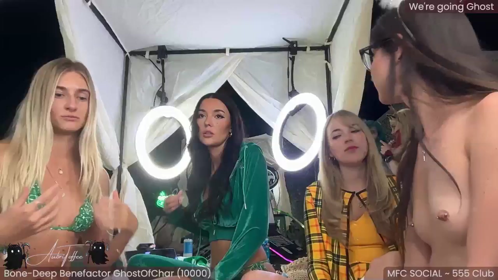 Gallery image thumbnail from GhostOfAubri's myfreecams stream on, 10/07/2025, 08:50 image 1 of 20