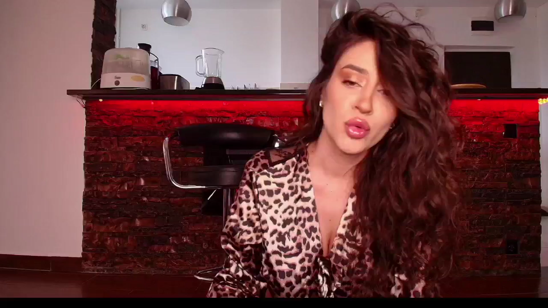 Gallery image thumbnail from GiGi_Goodgirl's myfreecams stream on, 10/16/2024, 09:39 image 5 of 20