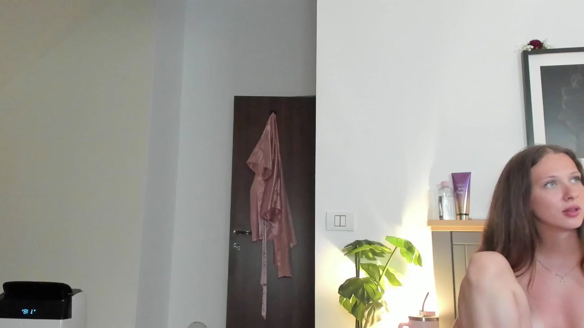 Gallery image thumbnail from GiaBlu's myfreecams stream on, 06/23/2025, 20:40 image 4 of 20