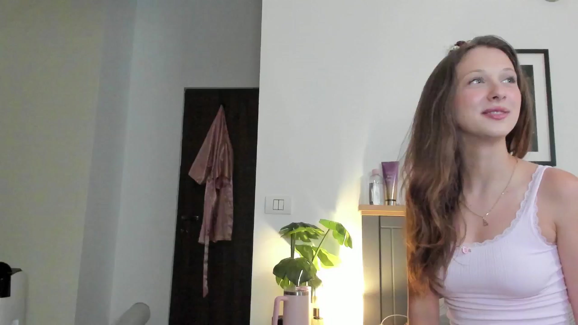 Gallery image thumbnail from GiaBlu's myfreecams stream on, 06/24/2025, 15:06 image 14 of 20
