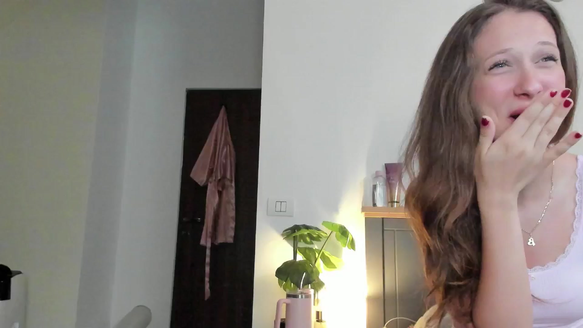 Gallery image thumbnail from GiaBlu's myfreecams stream on, 06/24/2025, 15:06 image 15 of 20