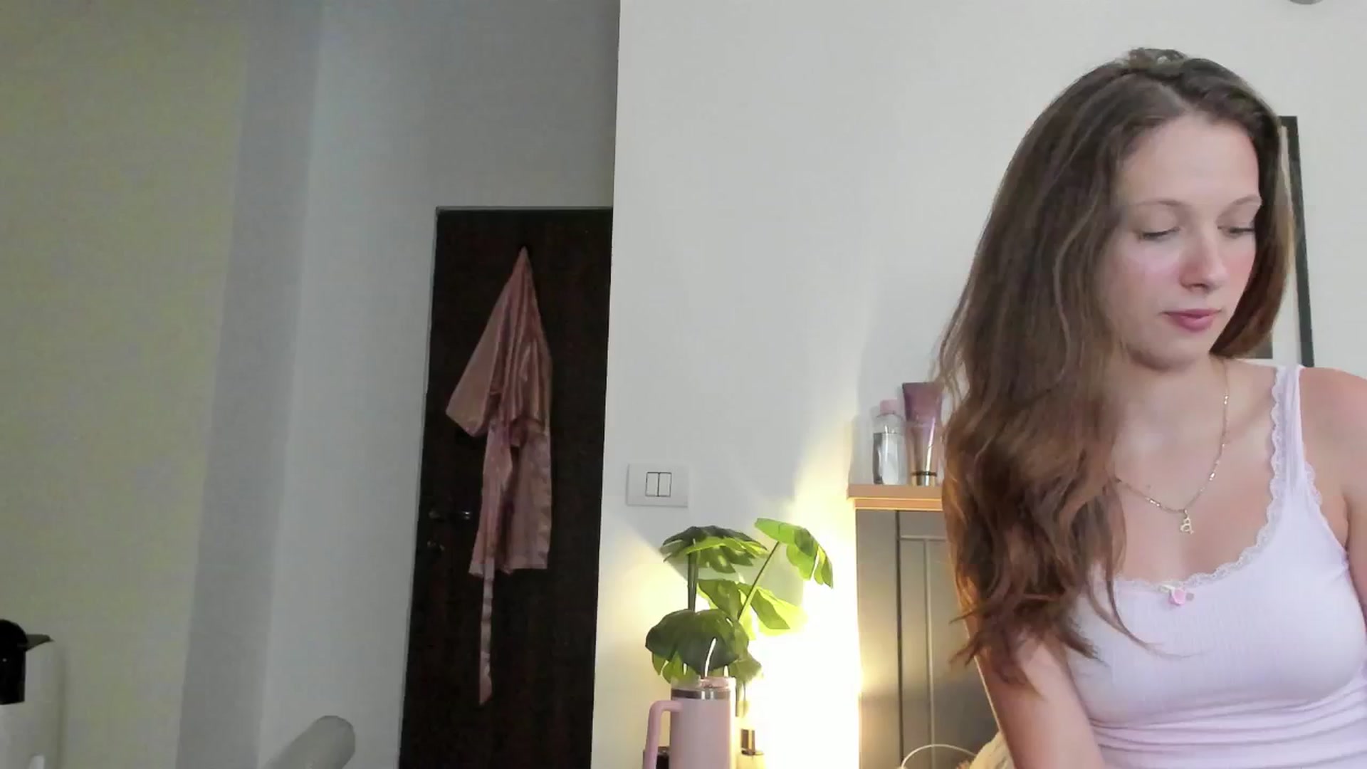 Gallery image thumbnail from GiaBlu's myfreecams stream on, 06/24/2025, 15:06 image 16 of 20