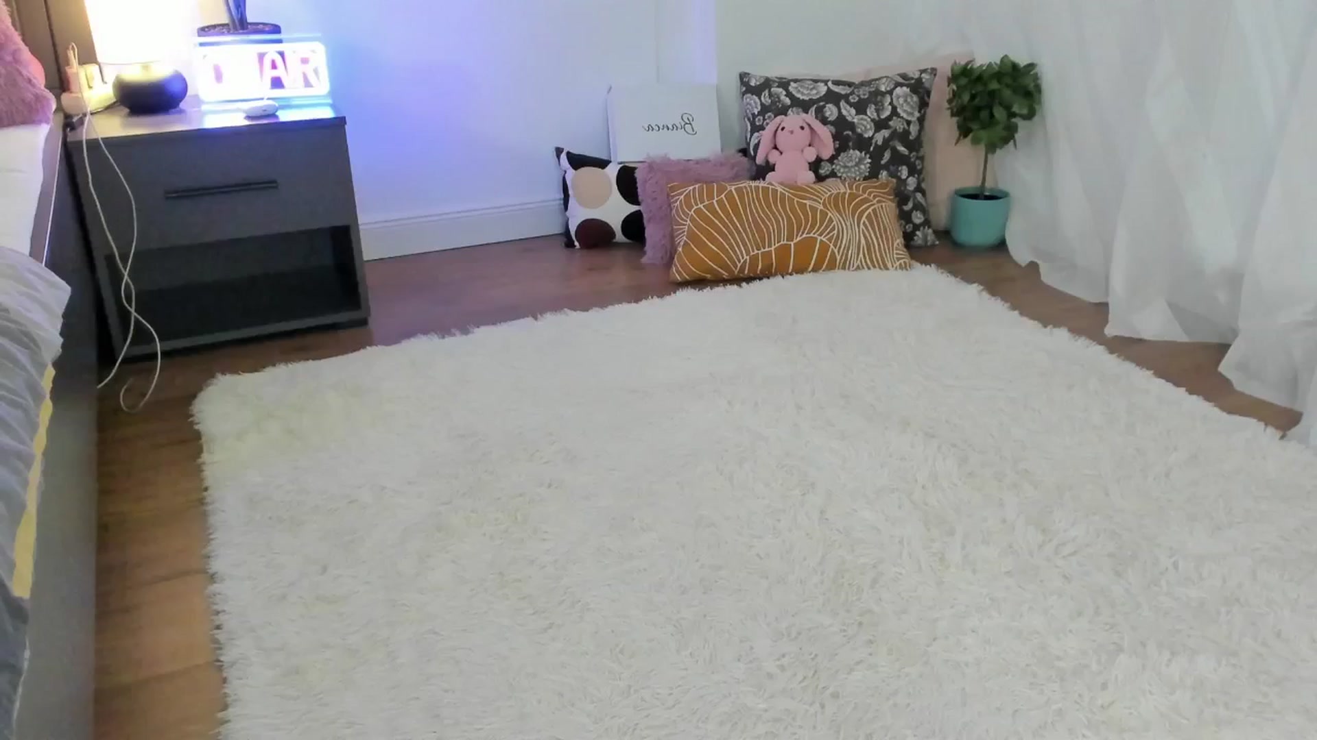 Gallery image thumbnail from GiaBlu's myfreecams stream on, 07/17/2025, 20:43 image 9 of 20