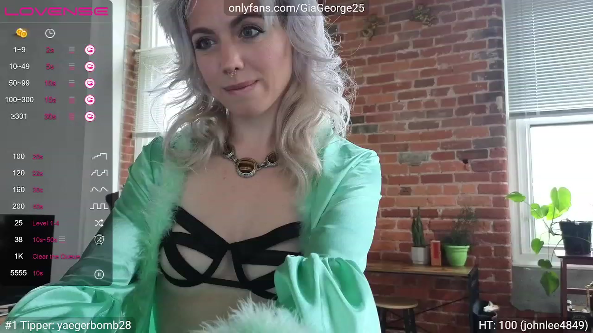 Gallery image thumbnail from GiaGeorge25's myfreecams stream on, 06/08/2023, 16:30 image 6 of 20