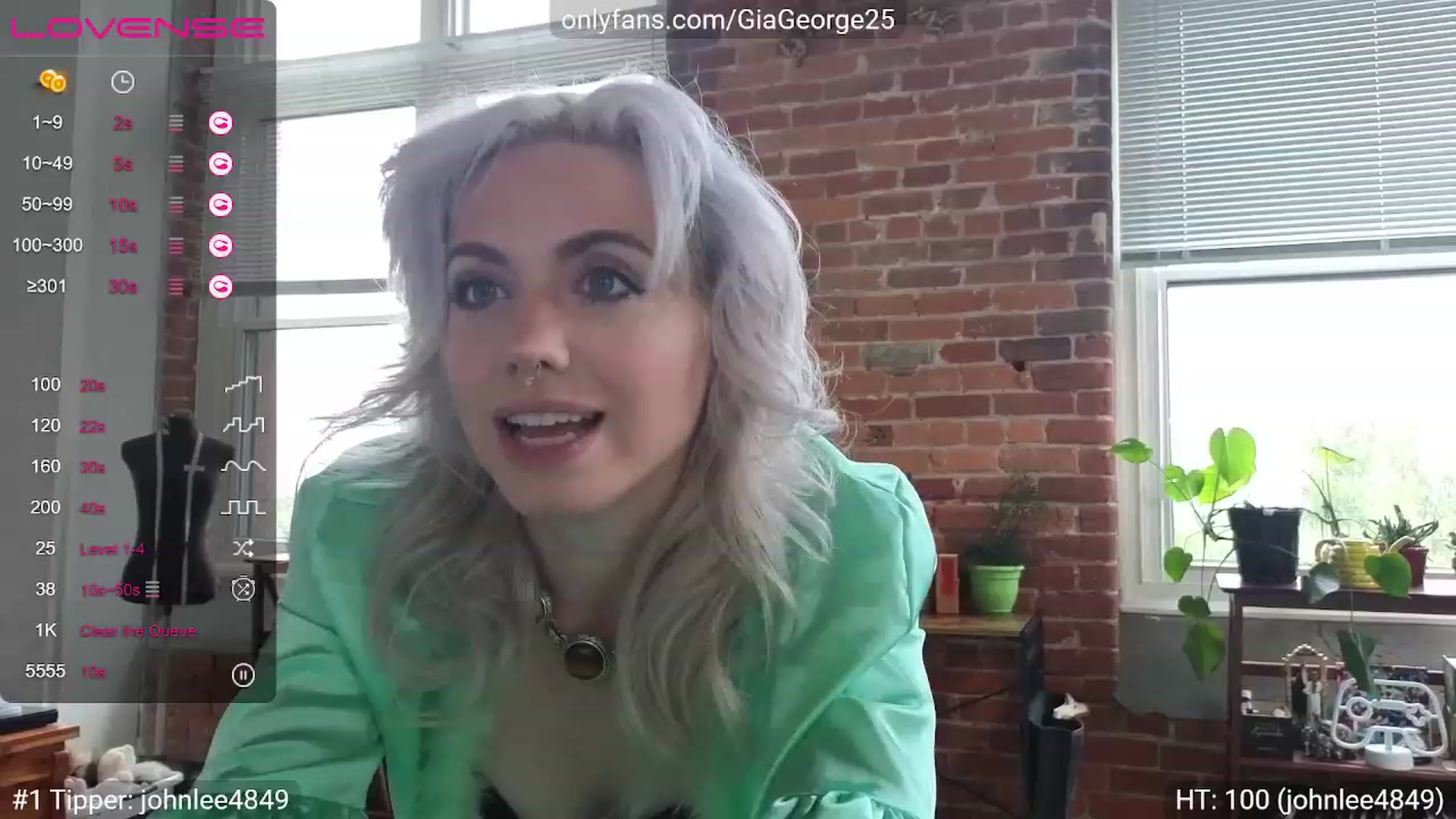 Gallery image thumbnail from GiaGeorge25's myfreecams stream on, 06/08/2023, 16:30 image 2 of 20