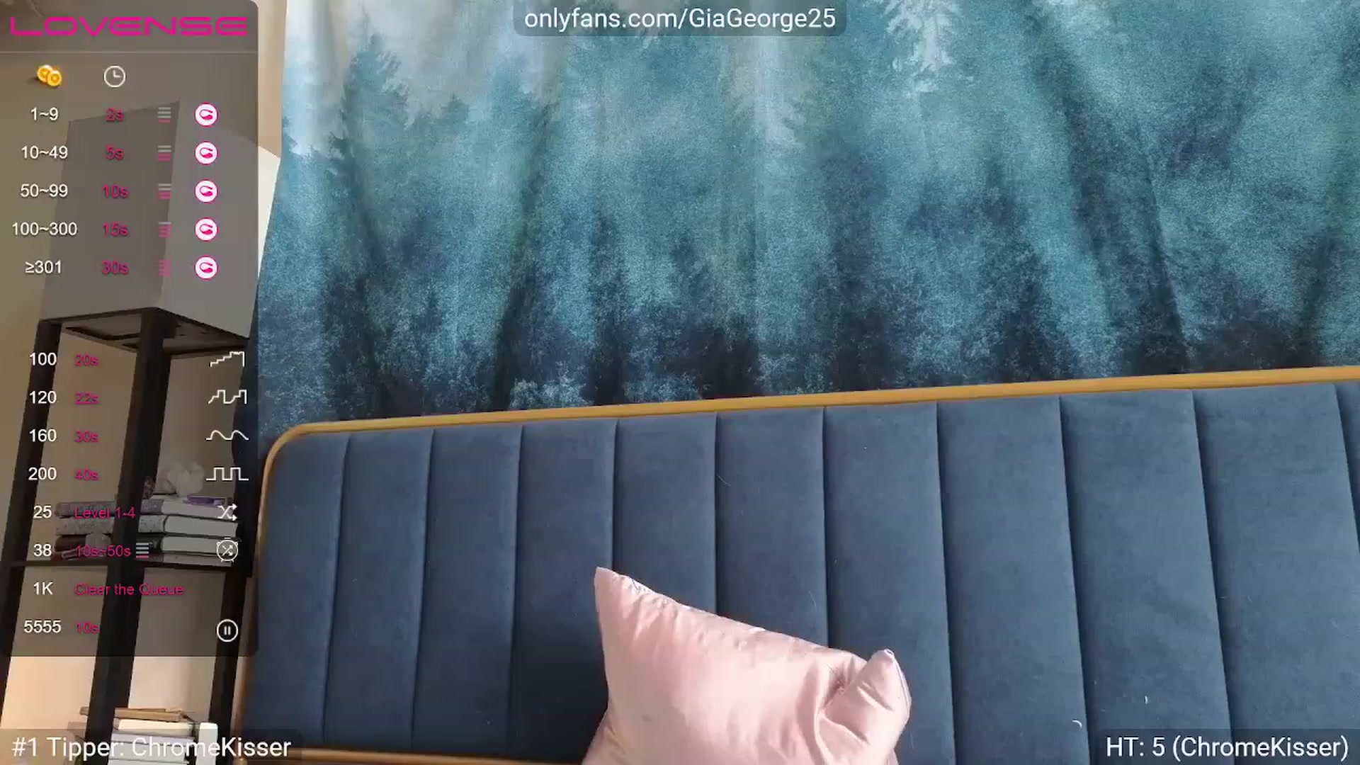 Gallery image thumbnail from GiaGeorge25's myfreecams stream on, 06/12/2023, 17:13 image 10 of 20