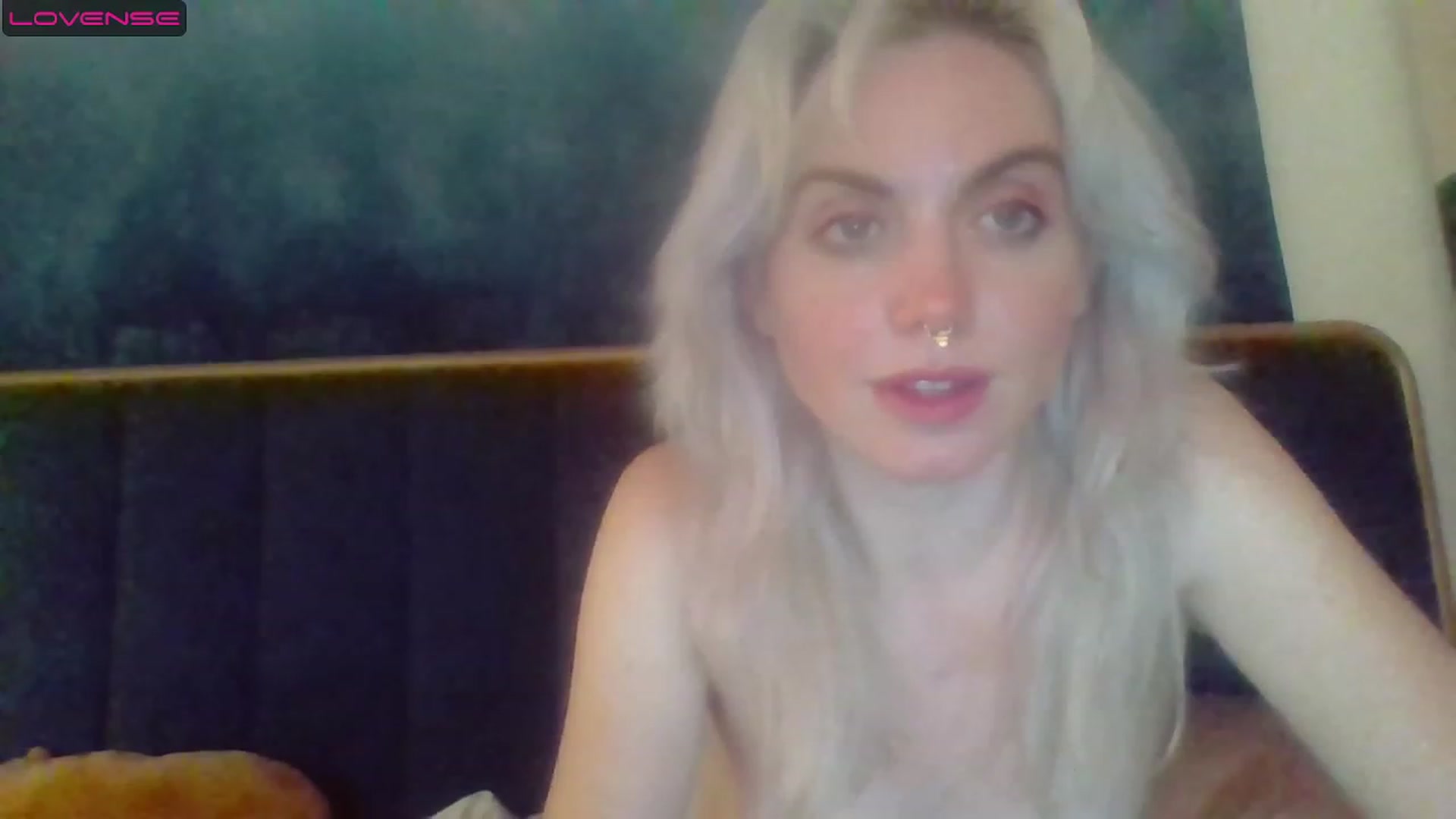 Gallery image thumbnail from GiaGeorge25's myfreecams stream on, 08/11/2023, 02:19 image 17 of 20