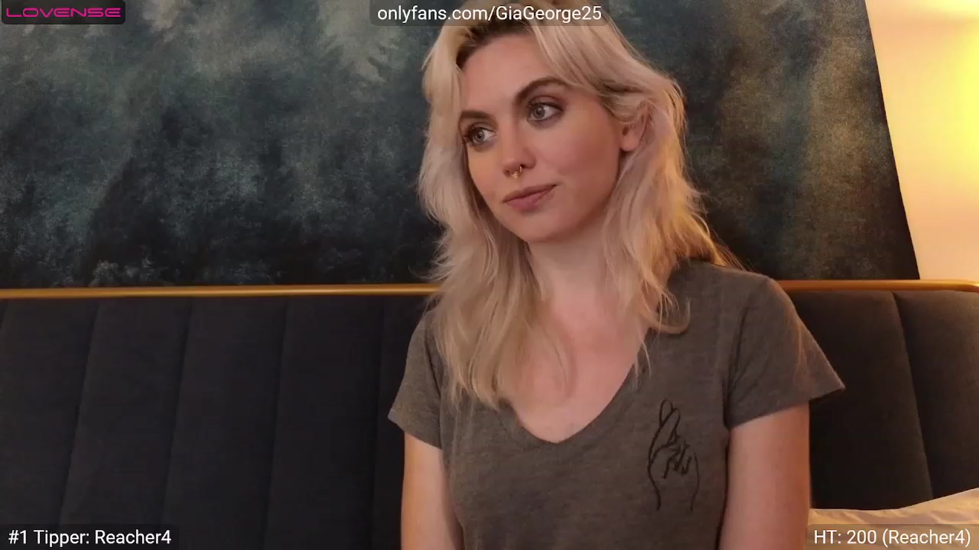 Gallery image thumbnail from GiaGeorge25's myfreecams stream on, 08/15/2023, 02:00 image 2 of 20