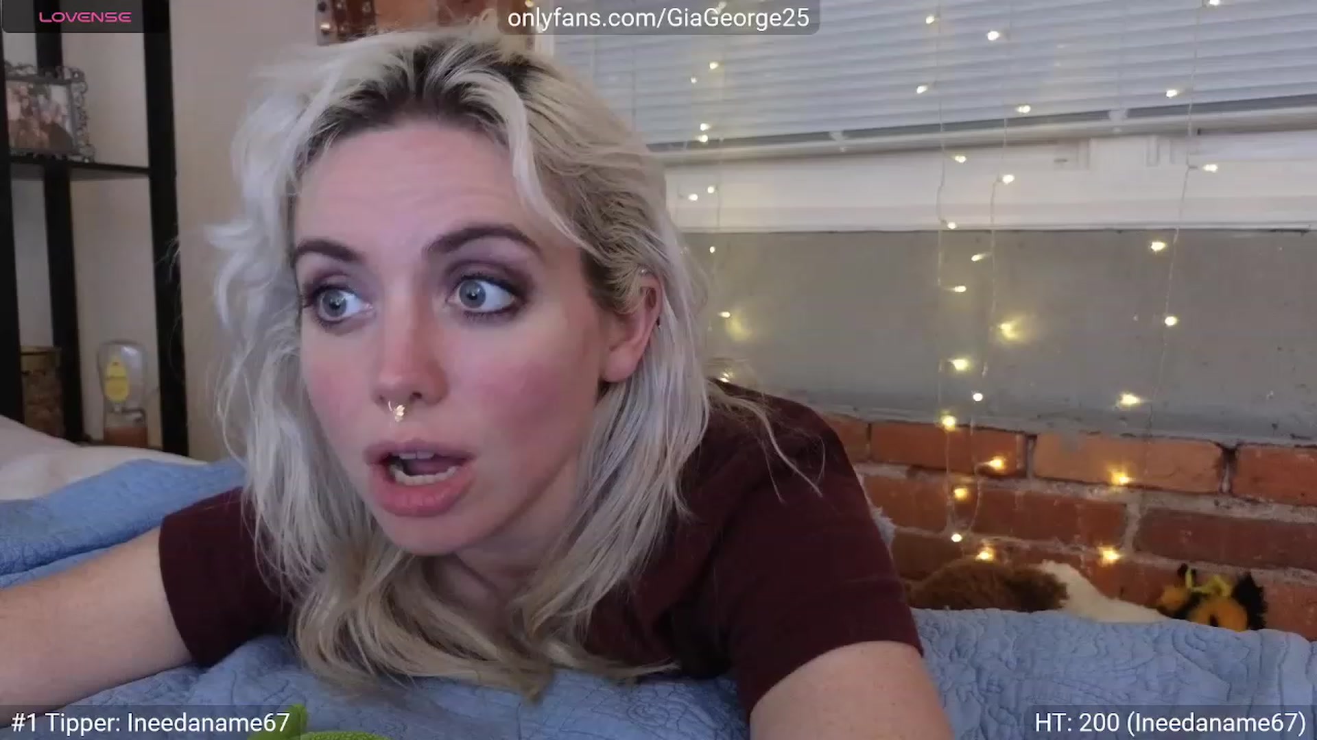 Gallery image thumbnail from GiaGeorge25's myfreecams stream on, 08/31/2023, 02:07 image 11 of 20