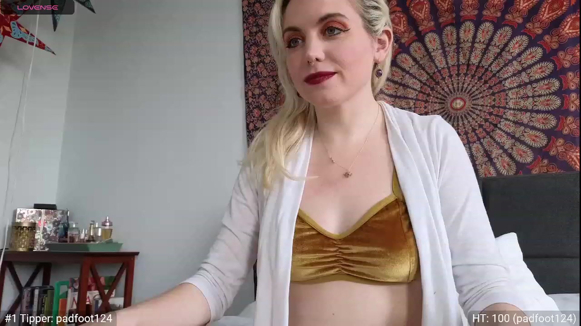 Gallery image thumbnail from GiaGeorge25's myfreecams stream on, 12/16/2023, 20:01 image 11 of 20
