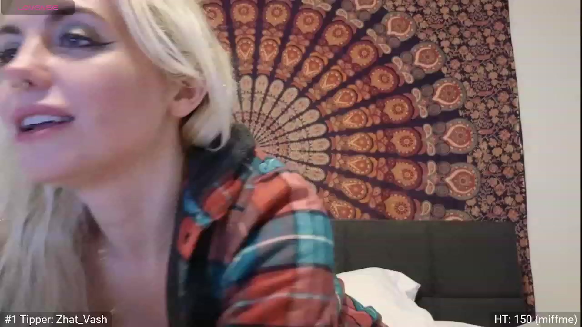 Gallery image thumbnail from GiaGeorge25's myfreecams stream on, 12/17/2023, 22:01 image 17 of 20