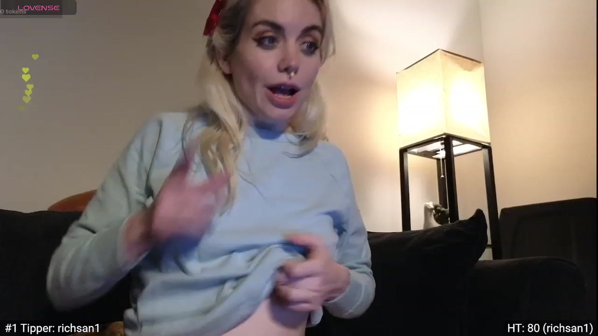 Gallery image thumbnail from GiaGeorge25's myfreecams stream on, 12/25/2023, 06:37 image 18 of 20