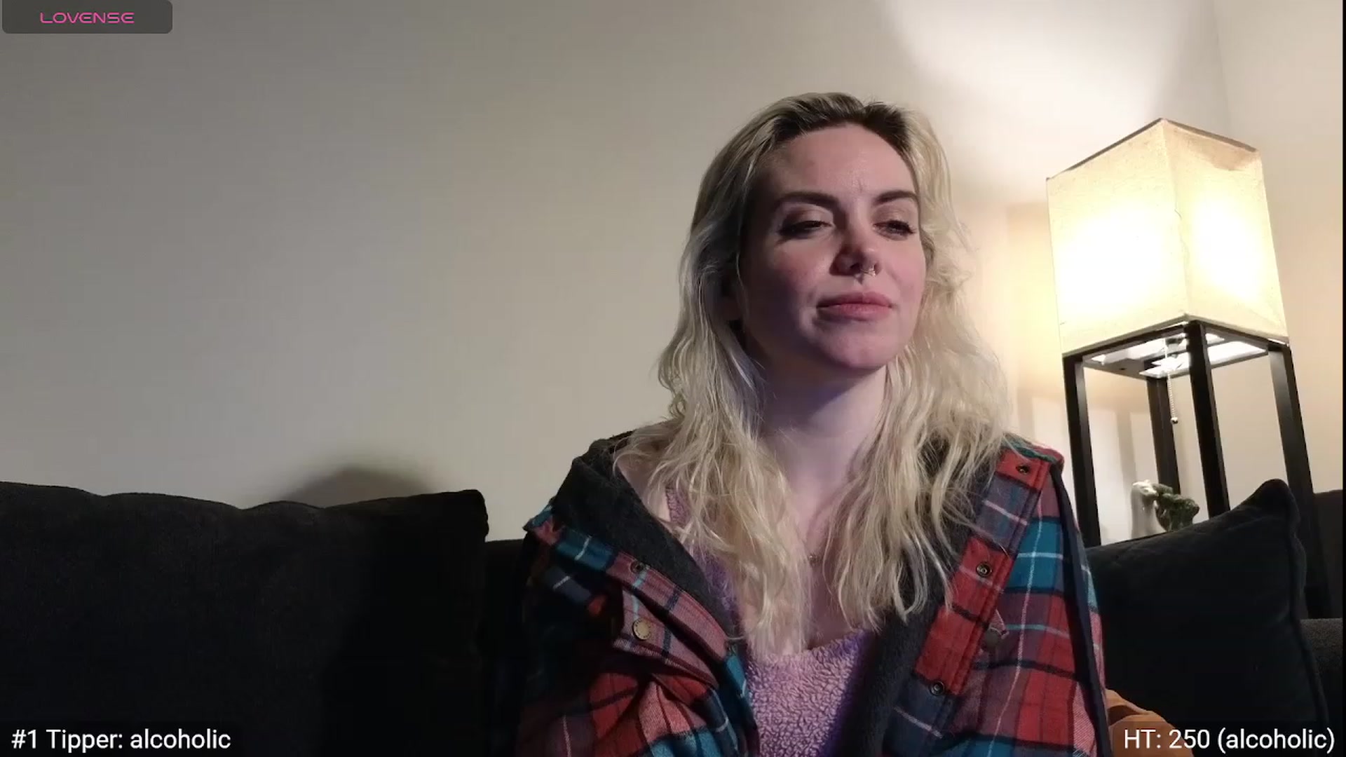 Gallery image thumbnail from GiaGeorge25's myfreecams stream on, 12/26/2023, 08:03 image 17 of 20