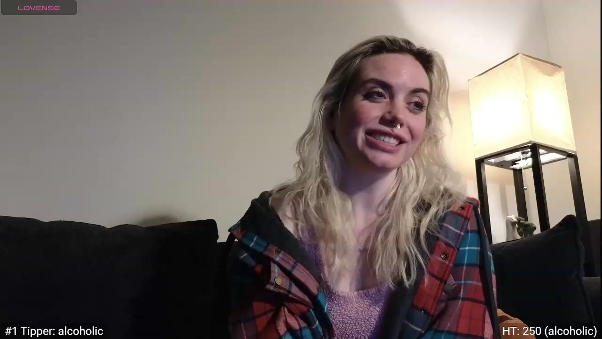 Gallery image thumbnail from GiaGeorge25's myfreecams stream on, 12/26/2023, 08:03 image 15 of 20