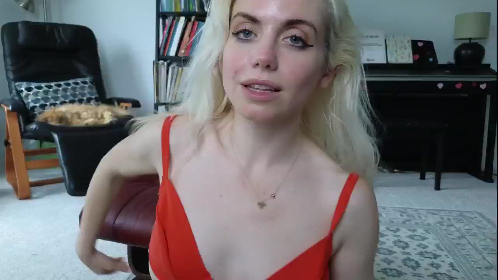 Gallery image thumbnail from GiaGeorge25's myfreecams stream on, 05/14/2024, 16:42 image 9 of 20