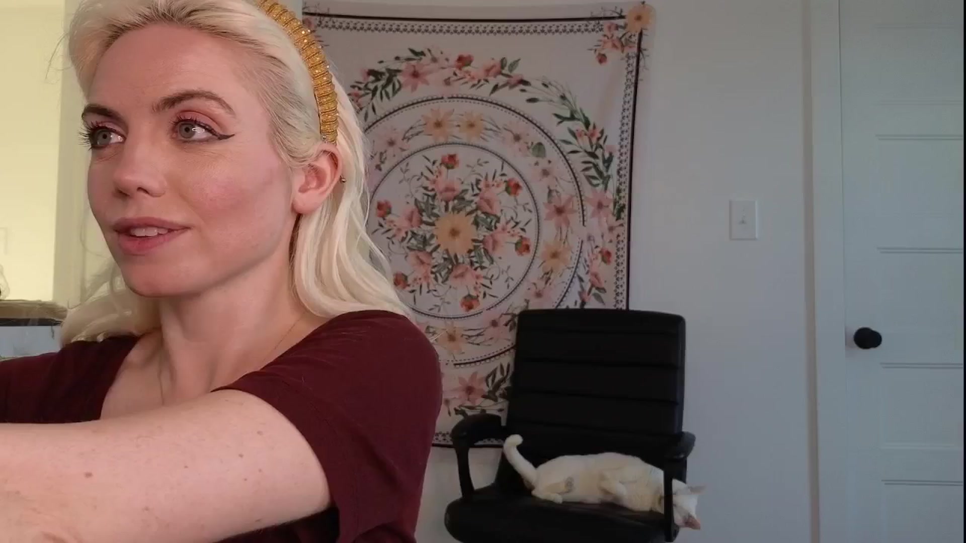 Gallery image thumbnail from GiaGeorge25's myfreecams stream on, 06/11/2024, 23:21 image 16 of 20