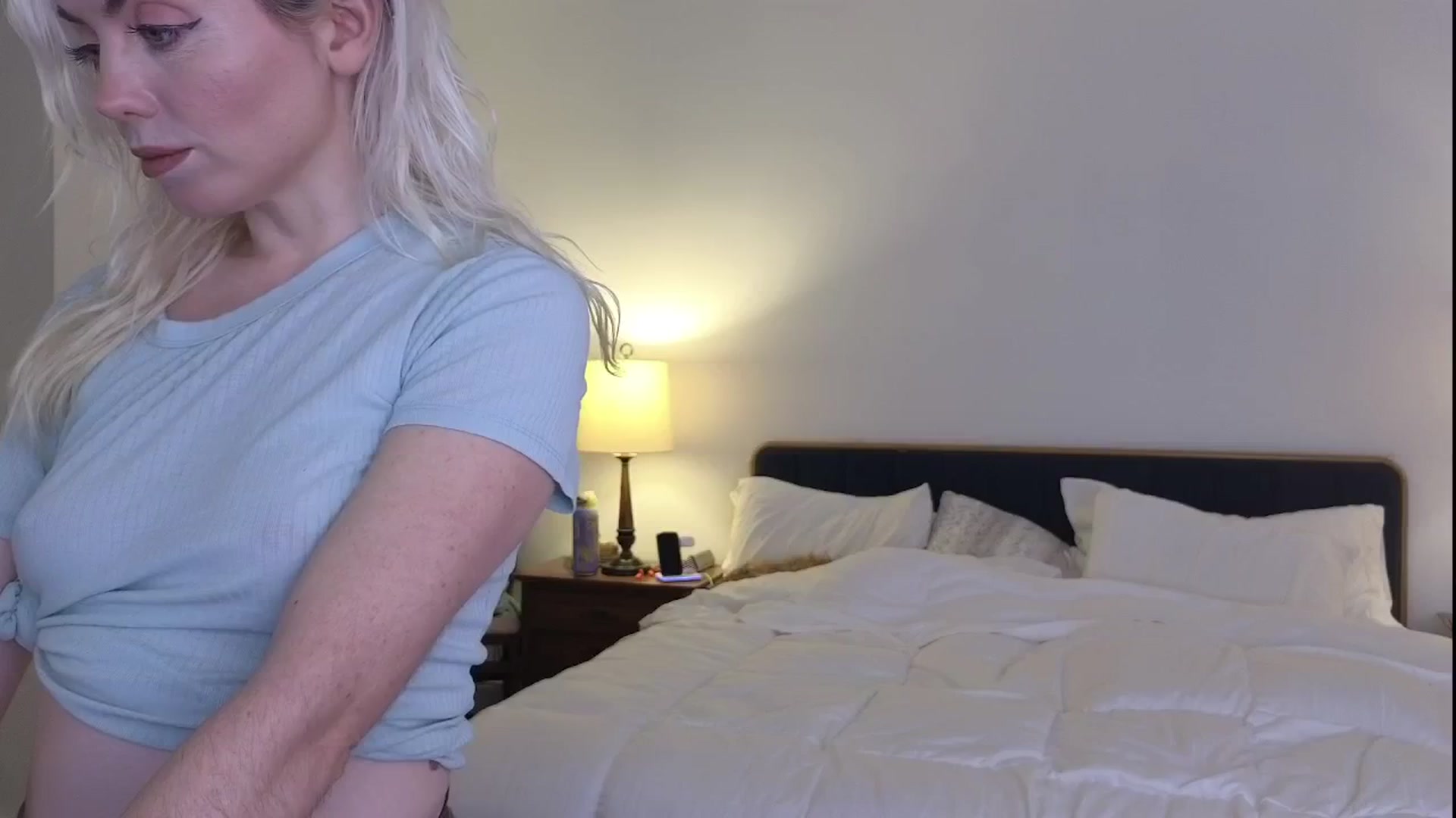 Gallery image thumbnail from GiaGeorge25's myfreecams stream on, 10/16/2024, 01:11 image 15 of 20