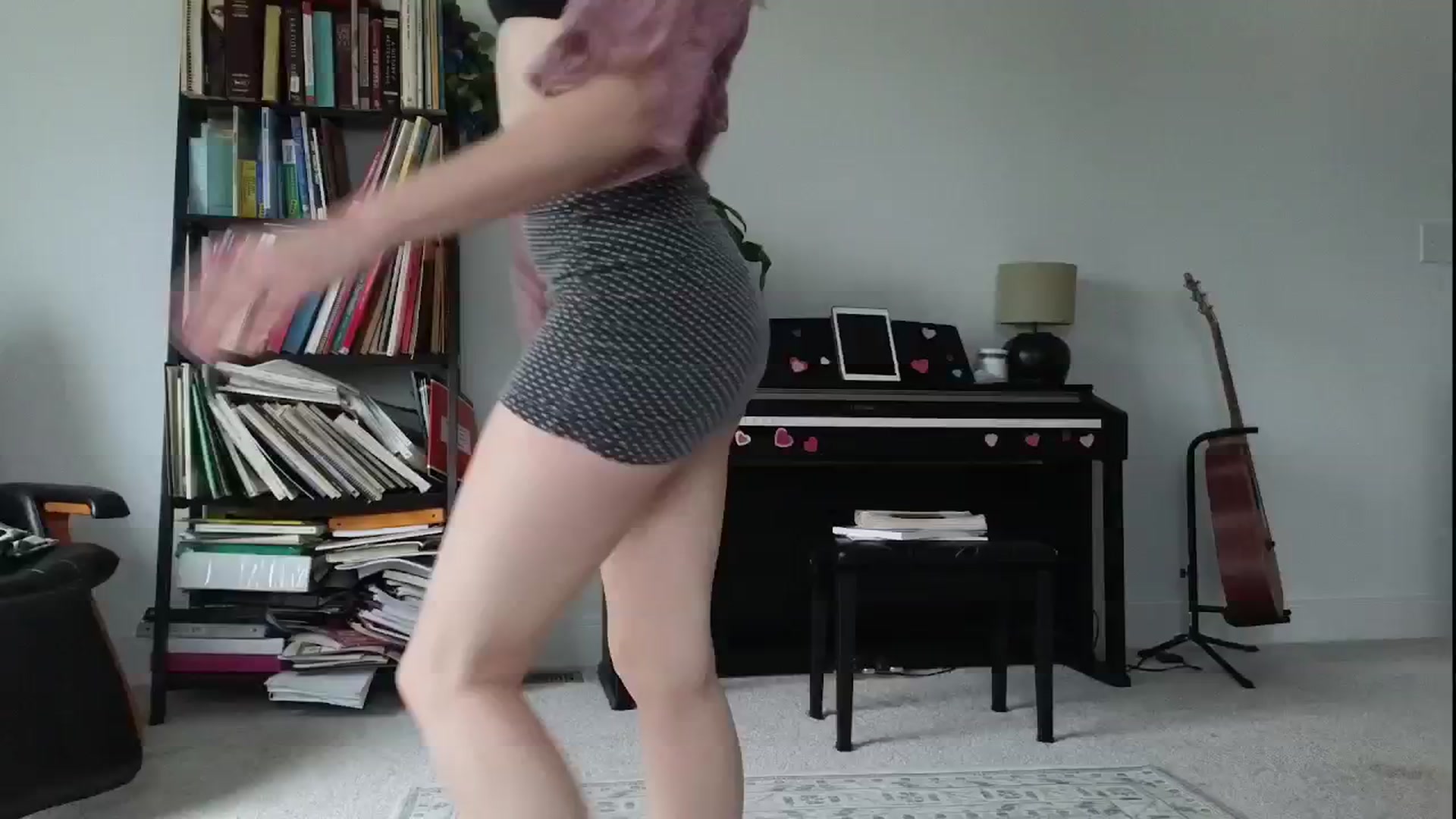 Gallery image thumbnail from GiaGeorge25's myfreecams stream on, 11/20/2024, 21:32 image 11 of 20