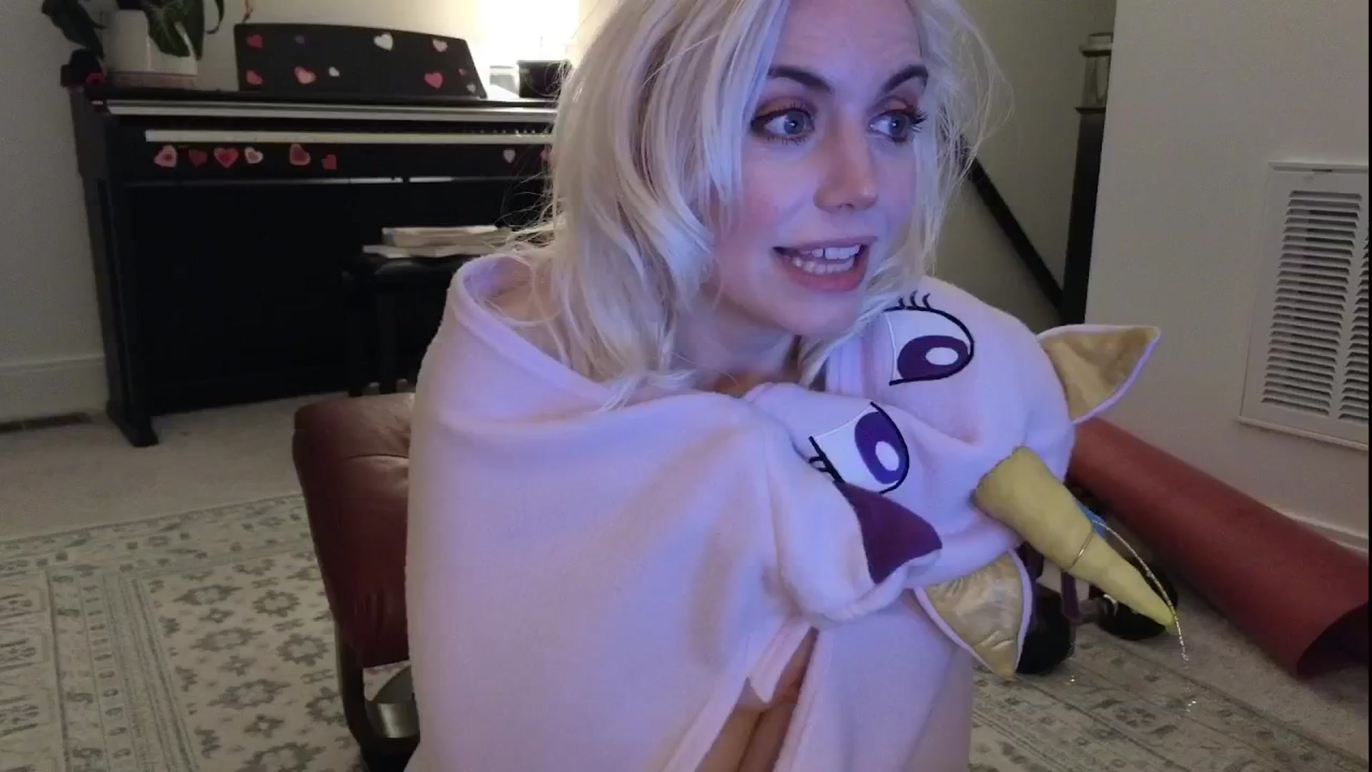 Gallery image thumbnail from GiaGeorge25's myfreecams stream on, 12/02/2024, 06:15 image 14 of 20