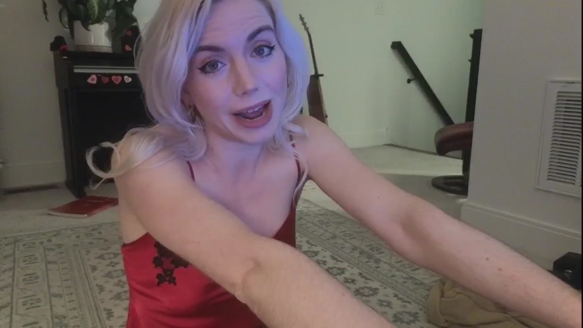 Gallery image thumbnail from GiaGeorge25's myfreecams stream on, 12/11/2024, 04:24 image 2 of 20