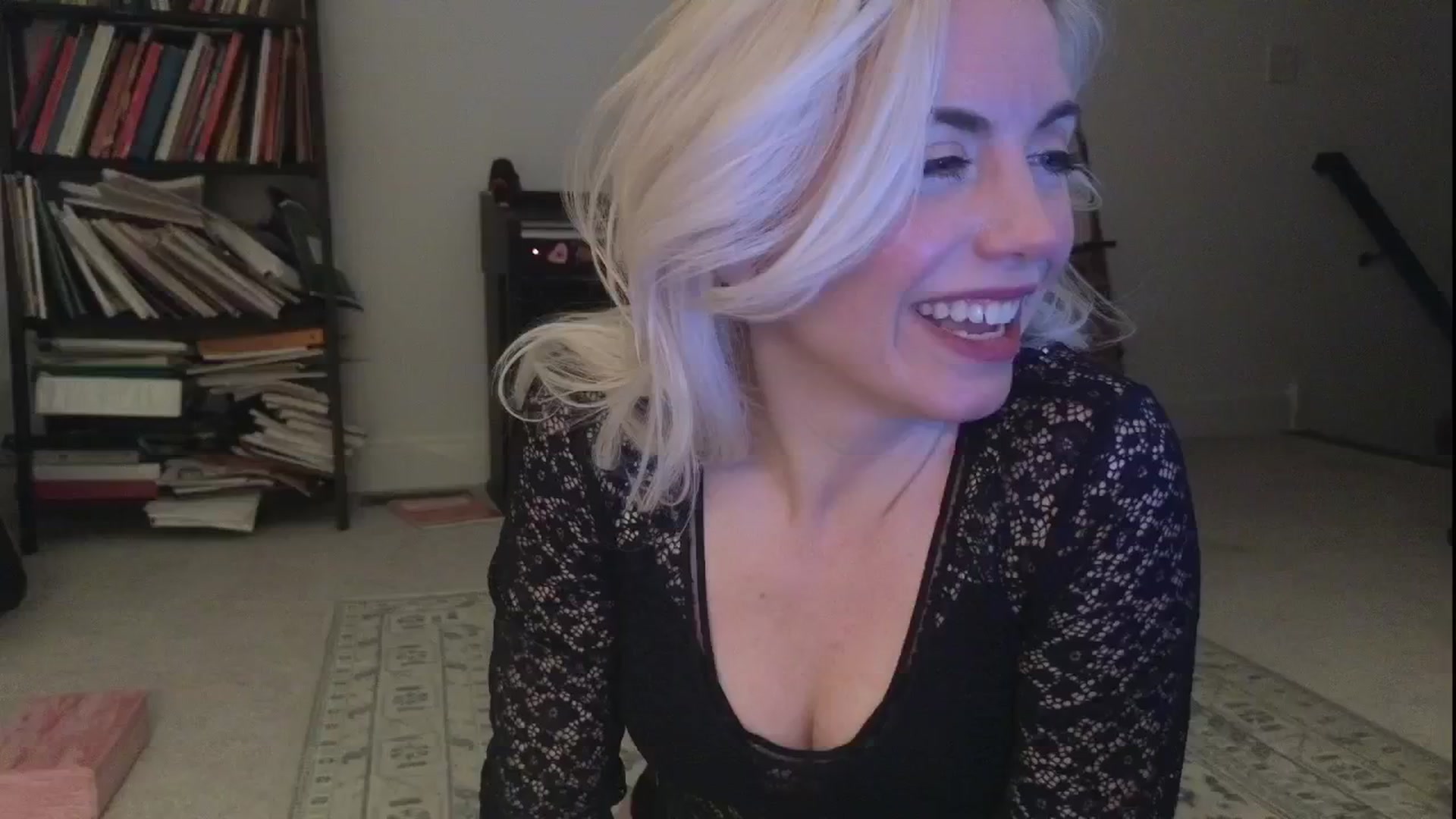 Gallery image thumbnail from GiaGeorge25's myfreecams stream on, 01/03/2025, 02:56 image 10 of 20
