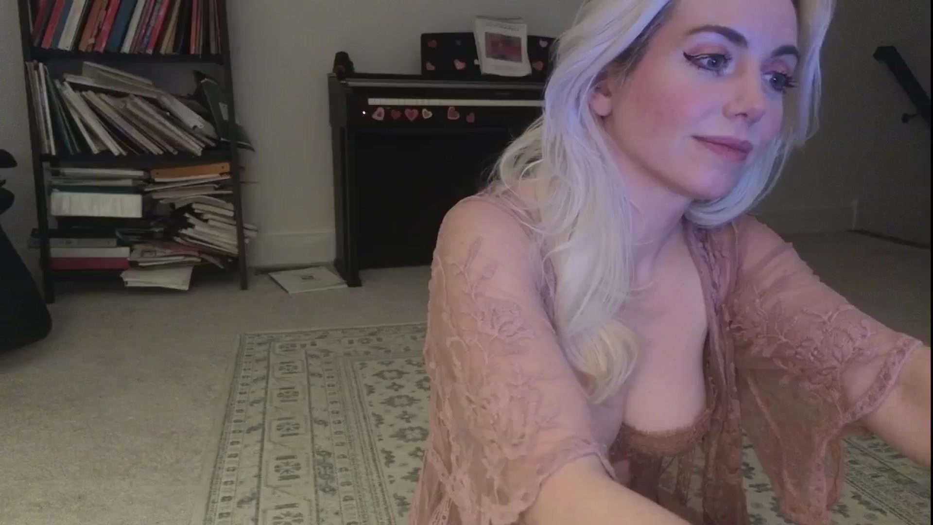 Gallery image thumbnail from GiaGeorge25's myfreecams stream on, 01/05/2025, 03:52 image 3 of 20