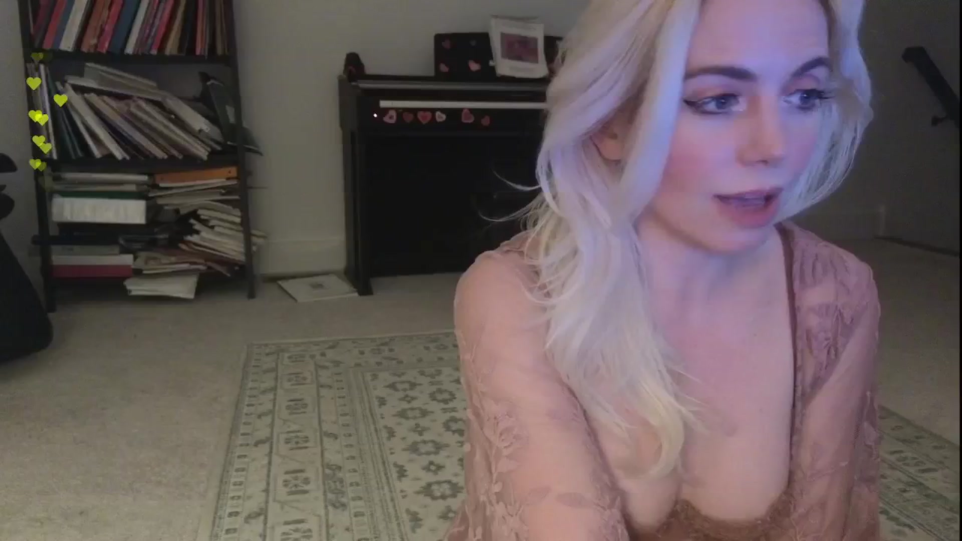 Gallery image thumbnail from GiaGeorge25's myfreecams stream on, 01/05/2025, 03:52 image 16 of 20