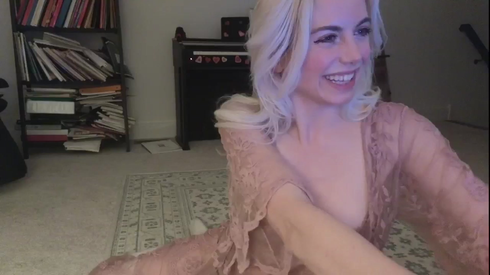Gallery image thumbnail from GiaGeorge25's myfreecams stream on, 01/05/2025, 03:52 image 7 of 20