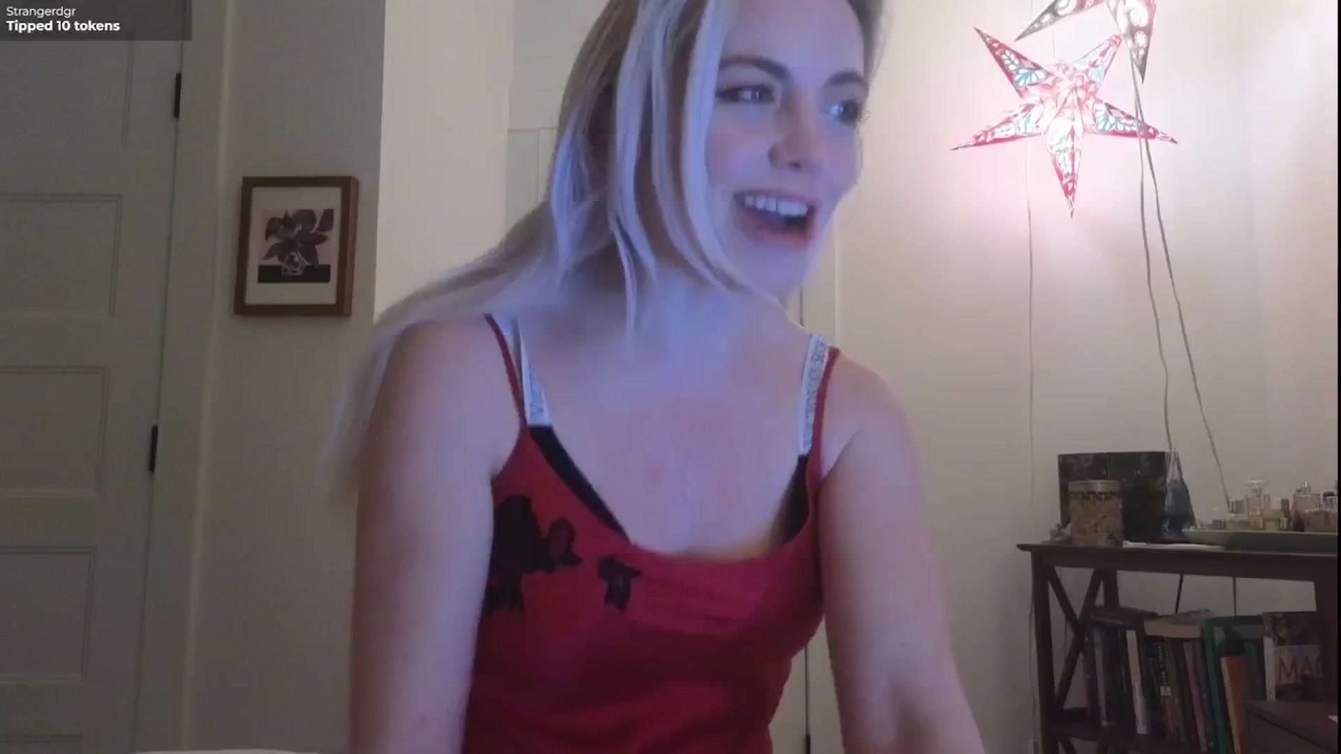 Gallery image thumbnail from GiaGeorge25's myfreecams stream on, 02/19/2025, 02:09 image 5 of 20