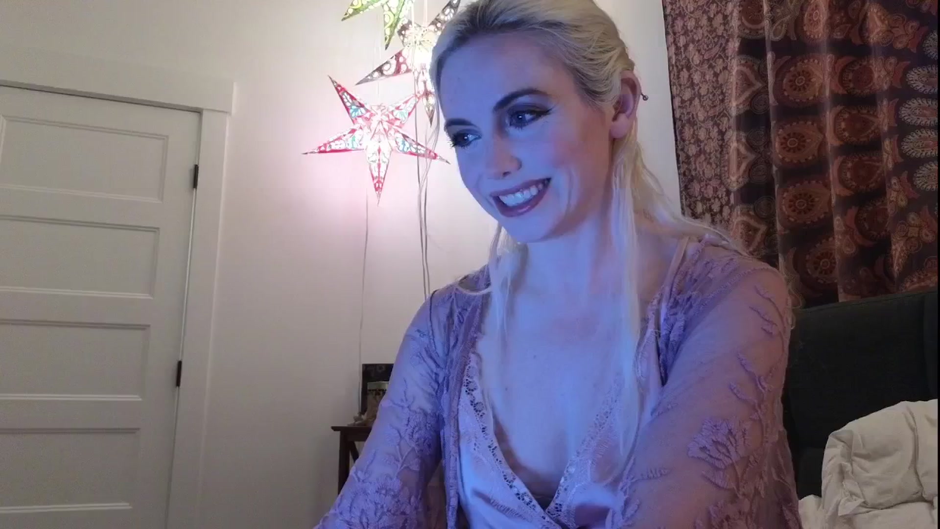 Gallery image thumbnail from GiaGeorge25's myfreecams stream on, 04/09/2025, 24:38 image 2 of 20